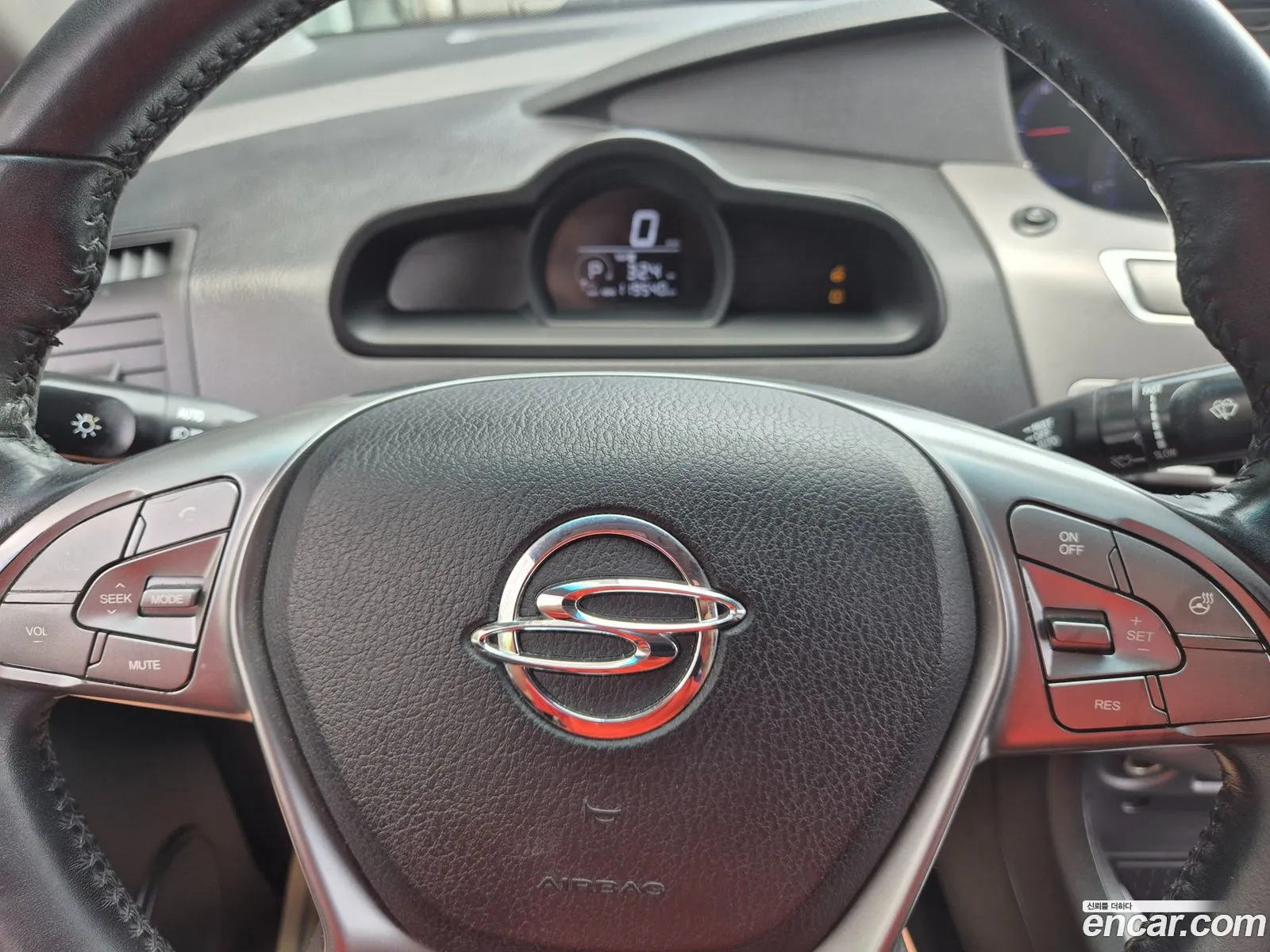 KG Mobility (SsangYong) Korando Turismo 2017 — 6