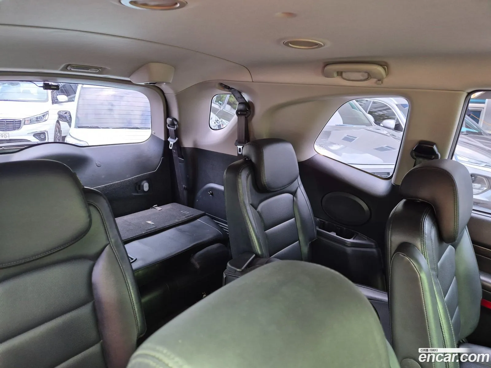 KG Mobility (SsangYong) Korando Turismo 2017 — 17