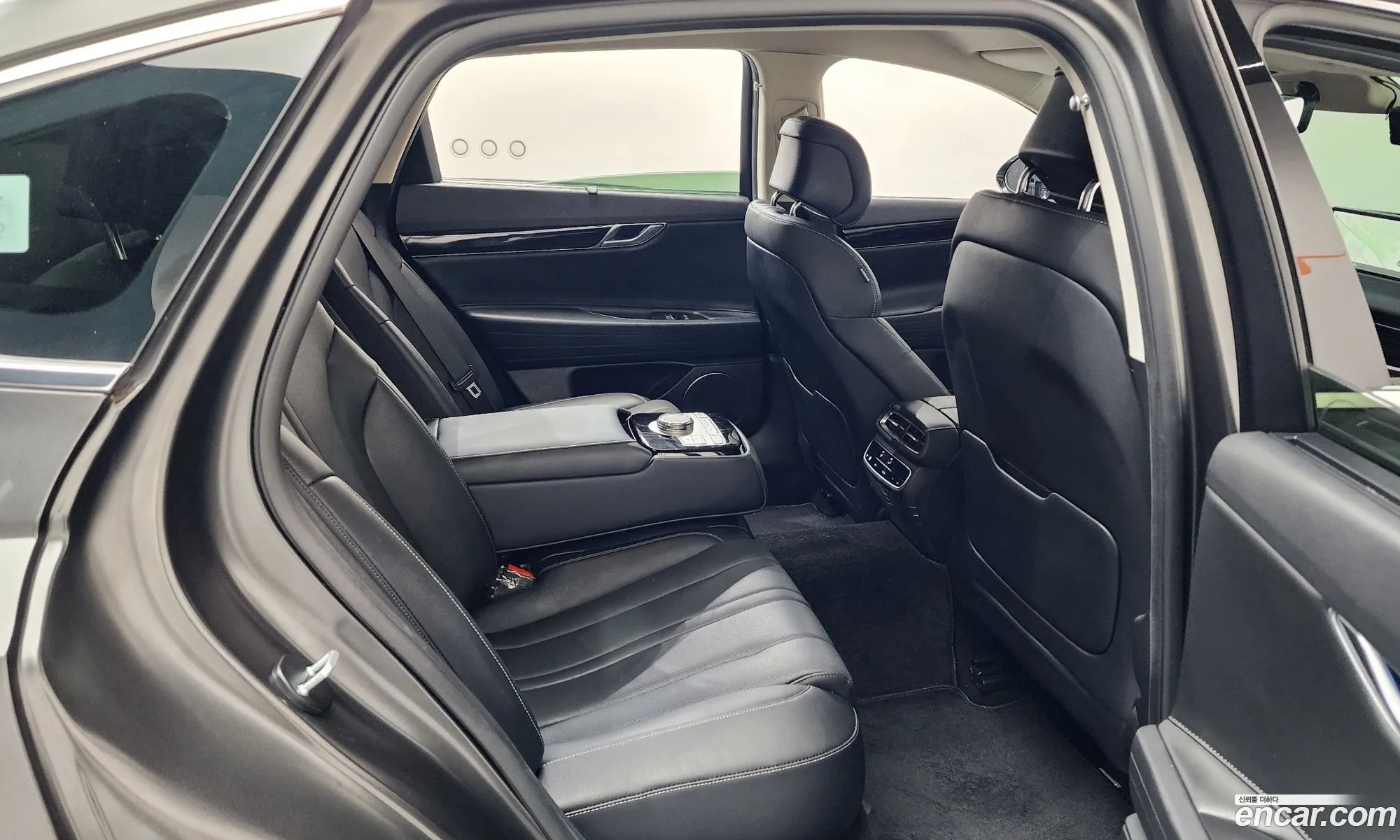 Genesis G80 2023 — 11