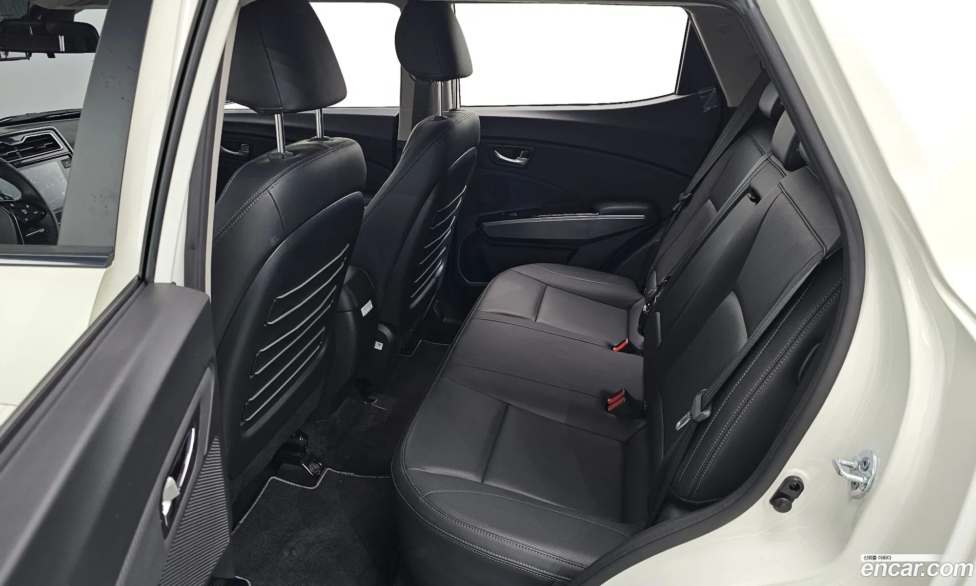 KG Mobility (SsangYong) Tivoli 2020 — 15