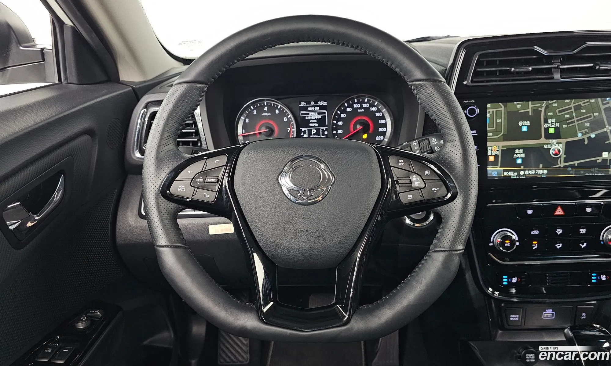 KG Mobility (SsangYong) Tivoli 2020 — 11