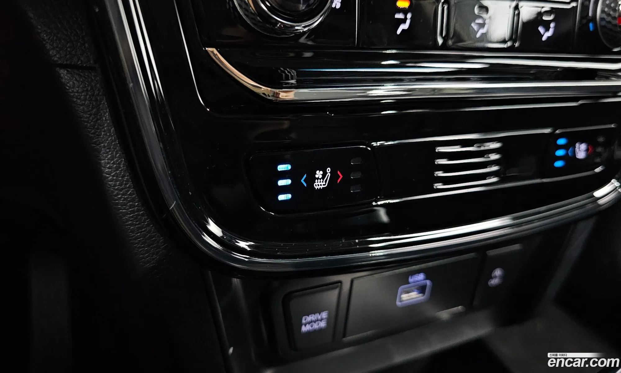 KG Mobility (SsangYong) Tivoli 2020 — 12