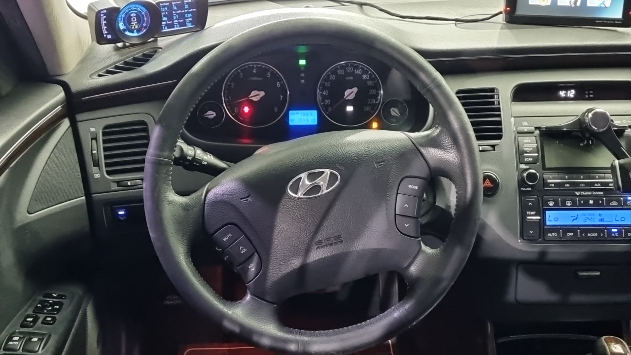 Hyundai The Luxury Grandeur 2011 — 9