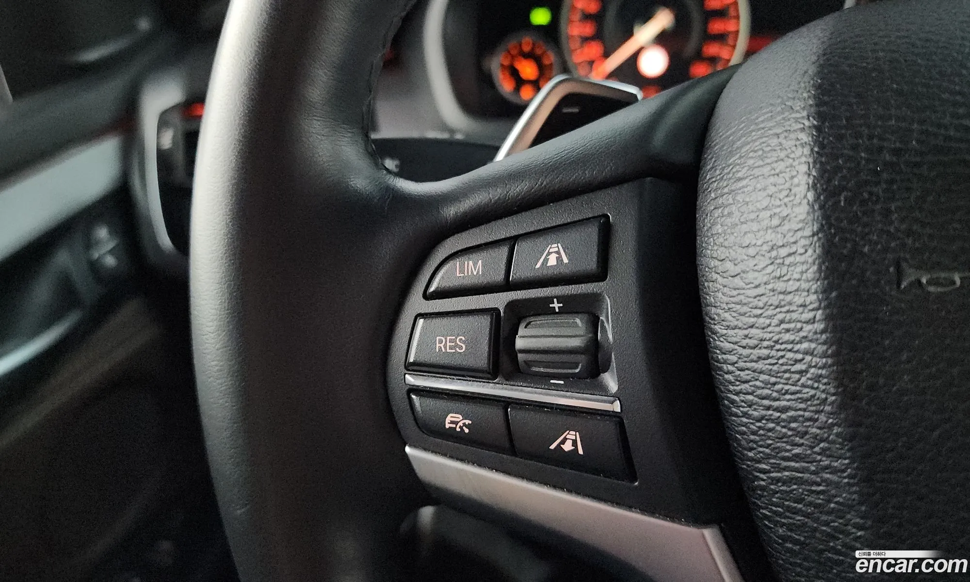 BMW X5 2018 WBAKS4106J0Y73727 — 4