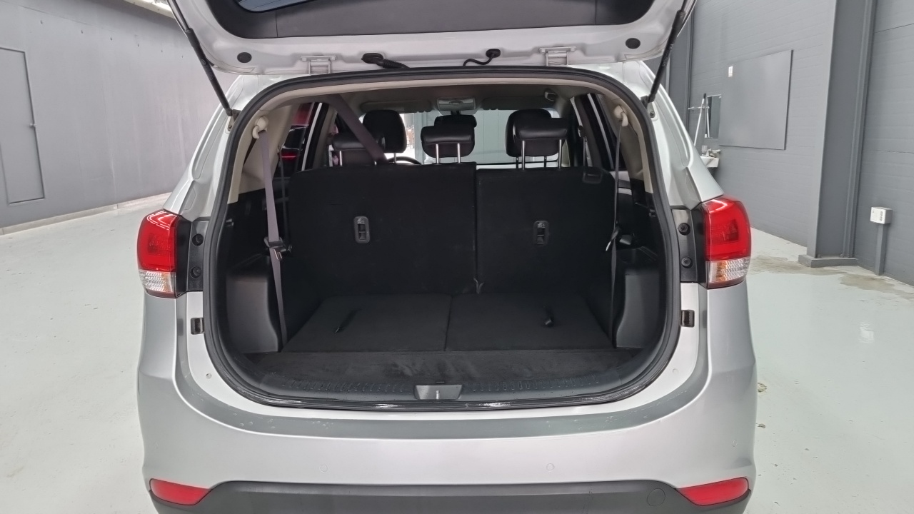 Kia Carens 2014 — 10
