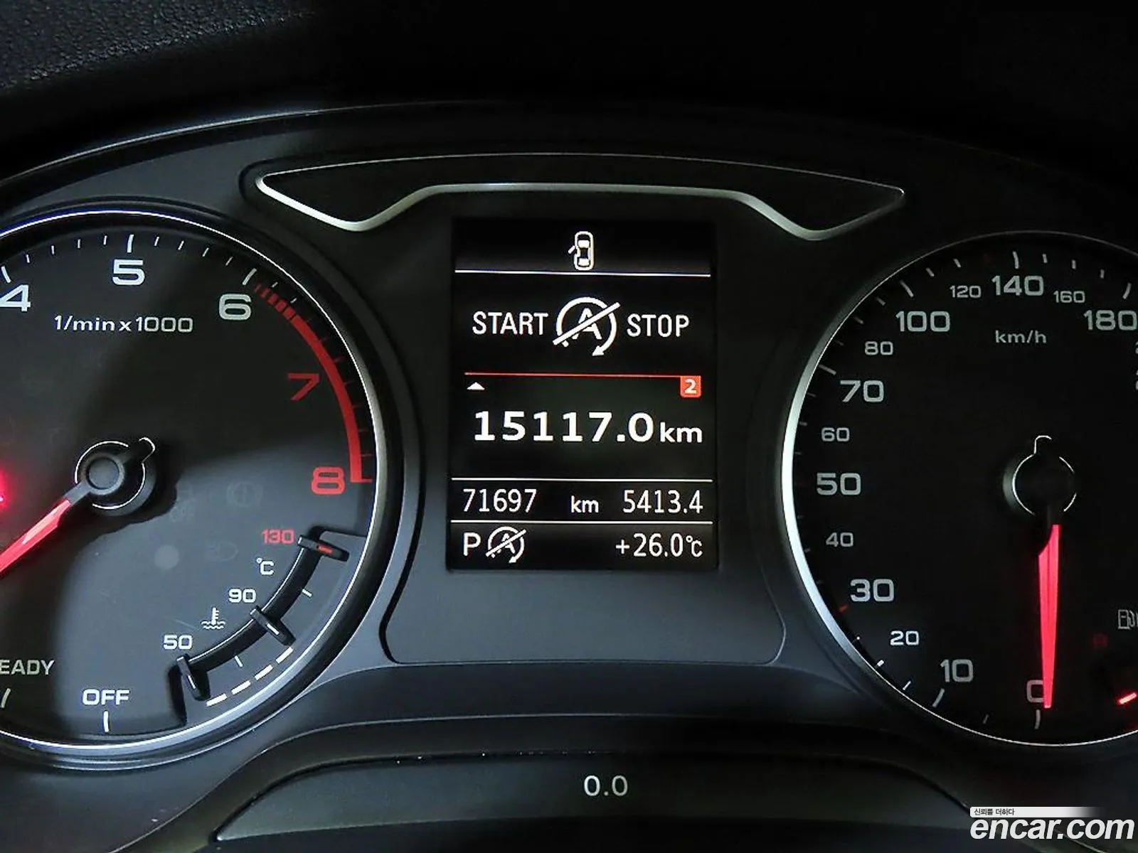 Audi A3 2018 — 19