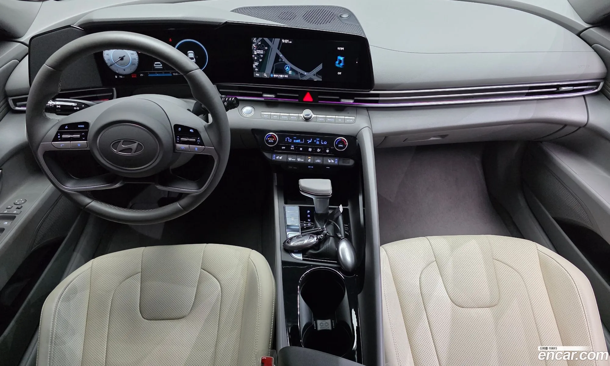 Hyundai Elantra 2025 — 6