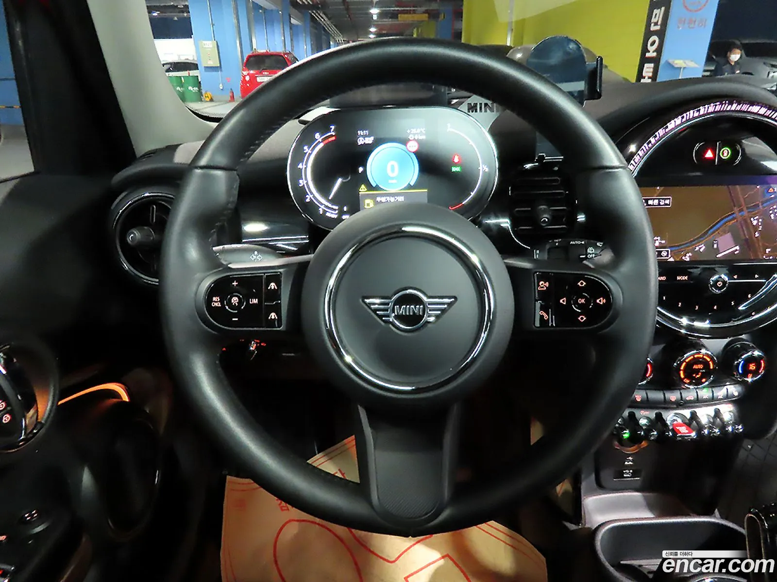 Mini Cooper S 2021 — 18