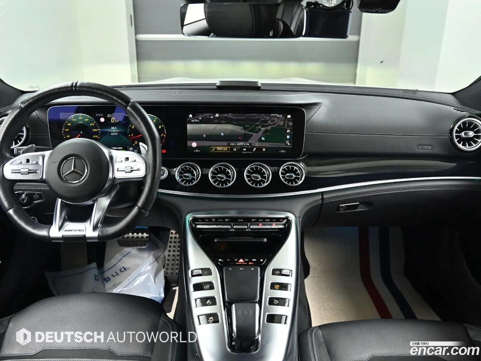 Mercedes-Benz AMG GT 2021 — 10