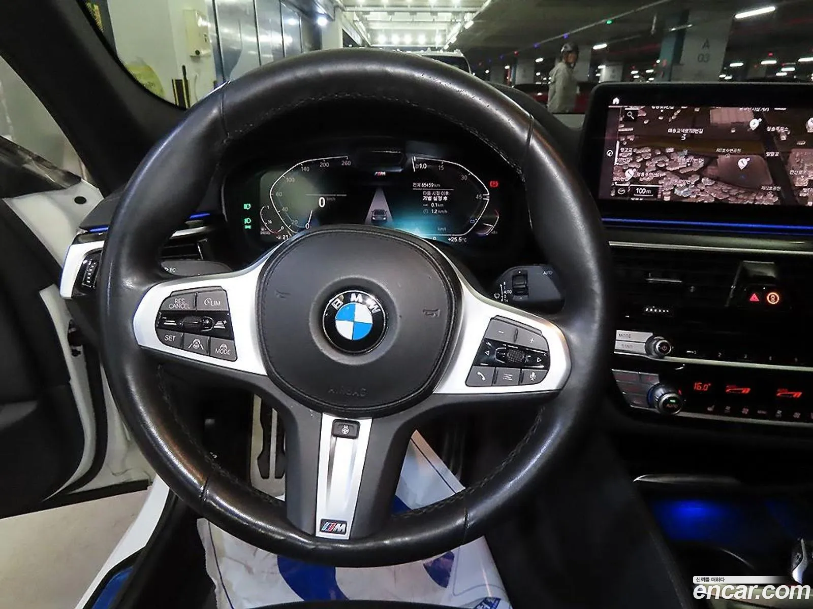 BMW 5 Series 2021 — 12