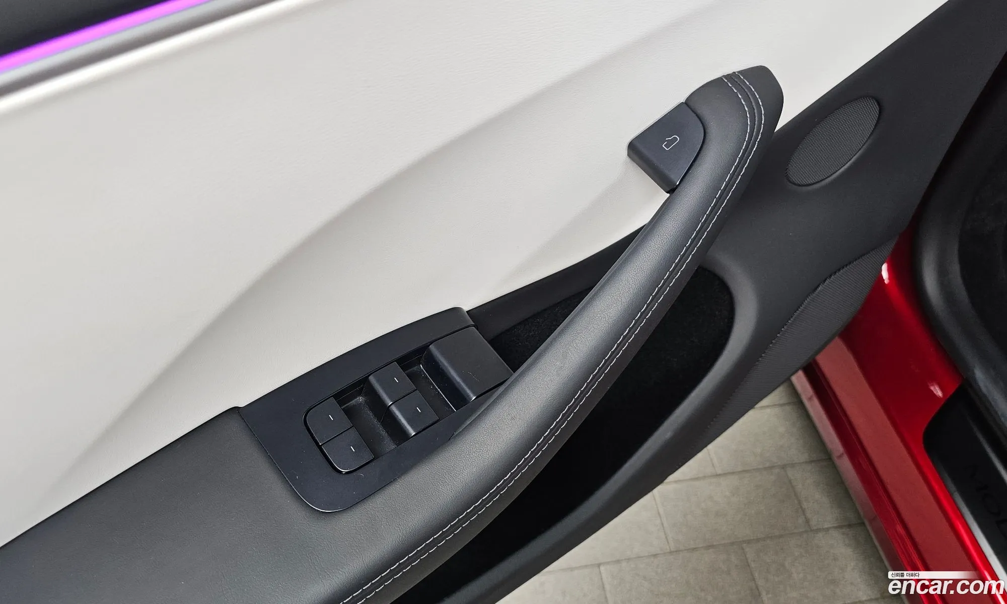 Tesla Model 3 2024 LRW3E7EK9RC192349 — 32