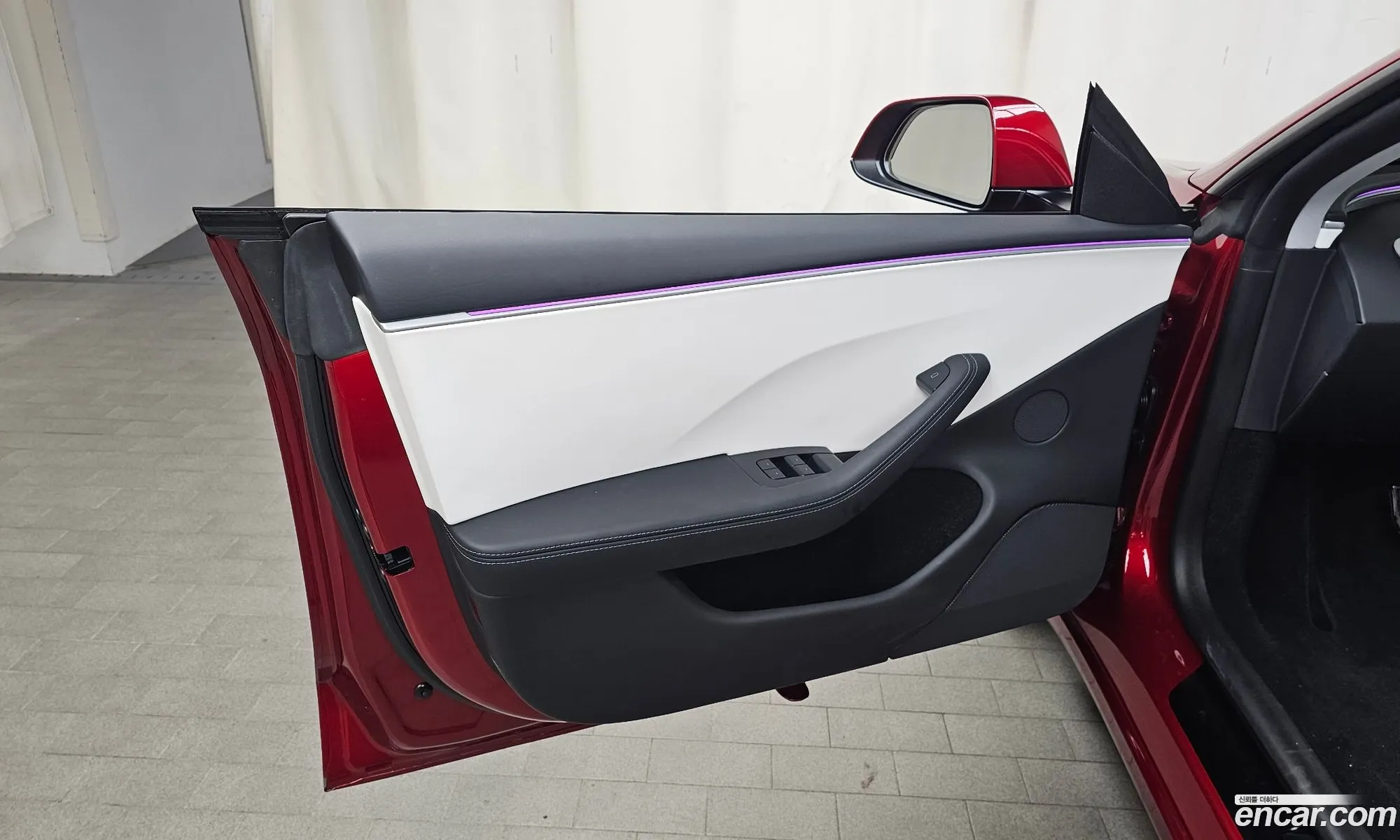 Tesla Model 3 2024 LRW3E7EK9RC192349 — 31