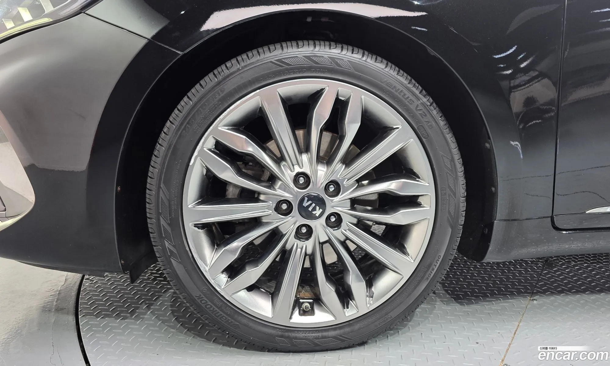 Kia K7 Premier 2020 — 7