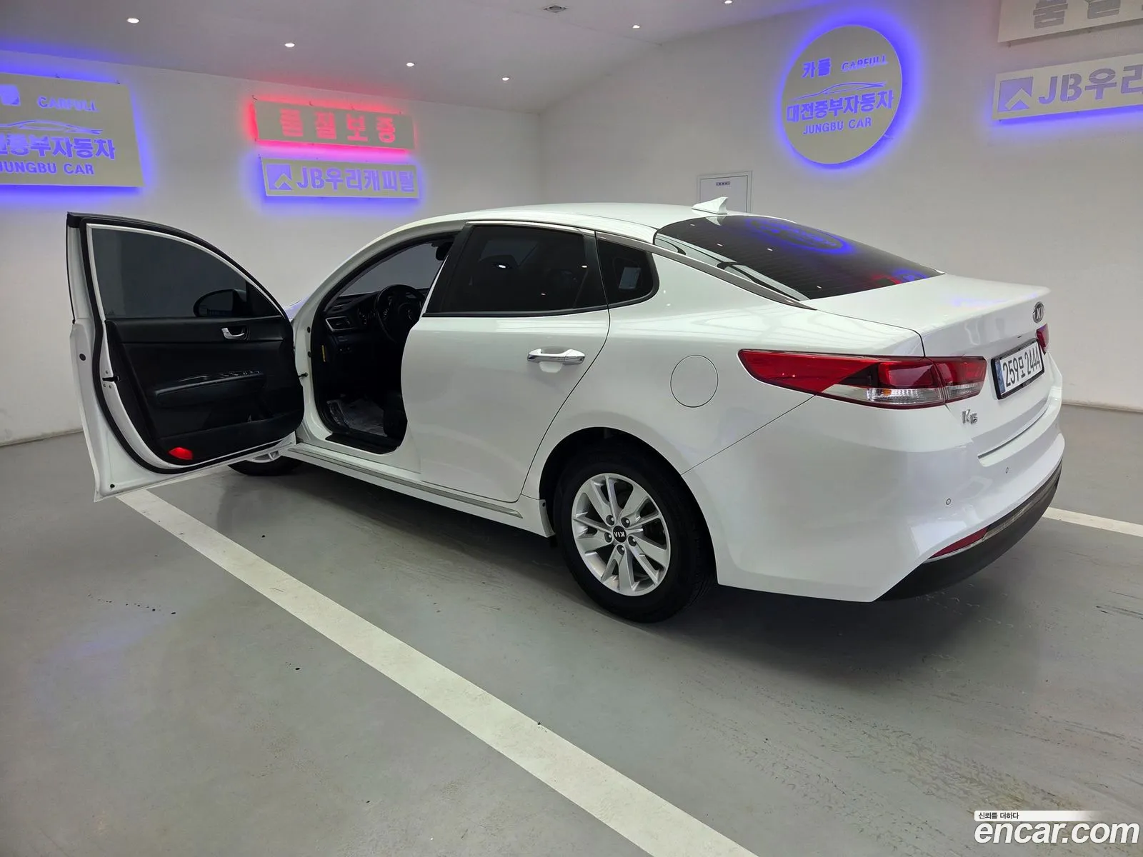 Kia K5 2017 — 7