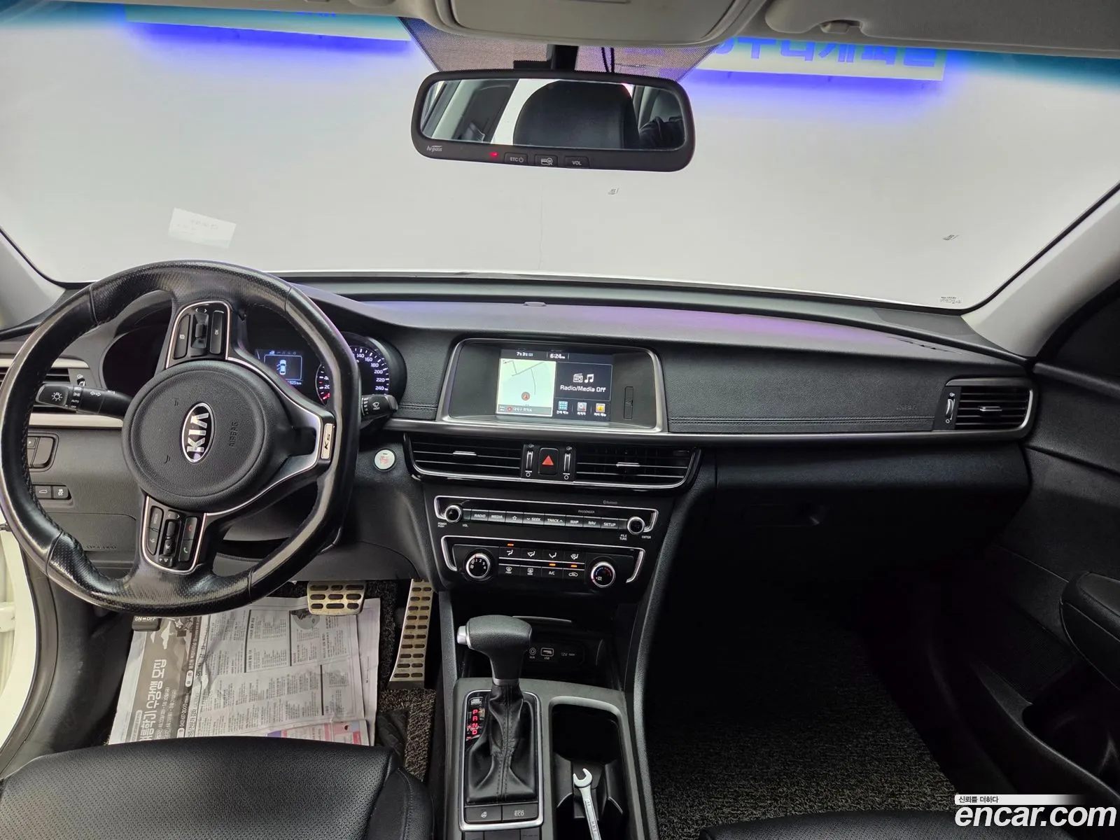 Kia K5 2017 — 12