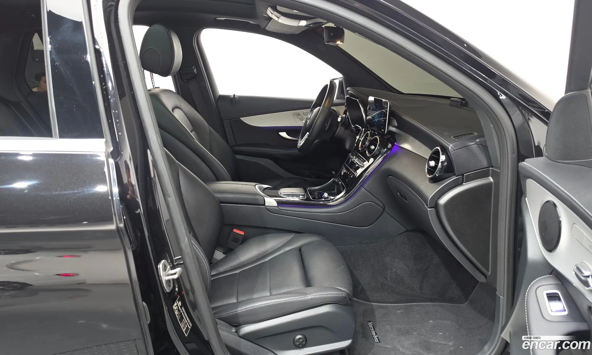Mercedes-Benz GLC-Class X253 2021 — 27