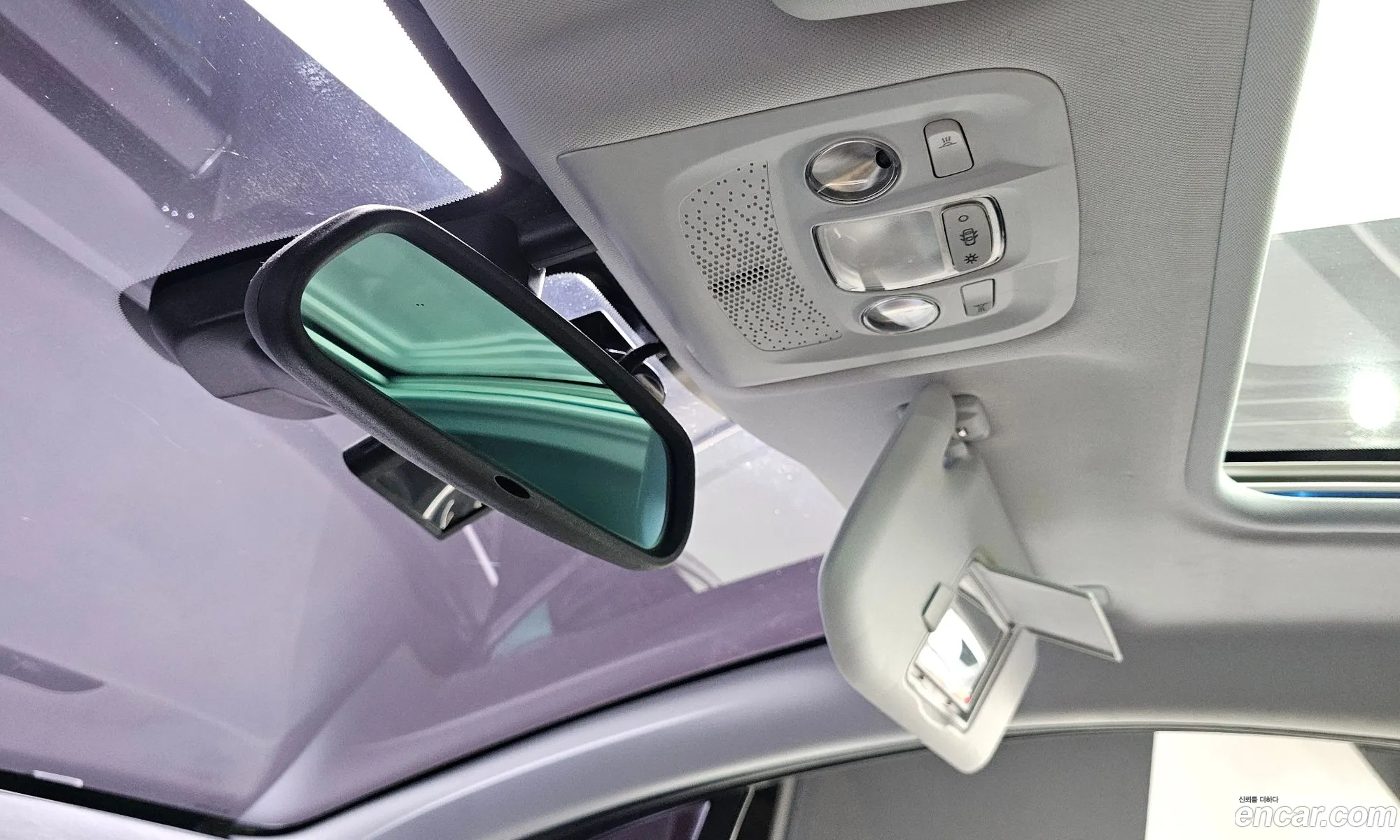 Peugeot 2008 2016 VF3CUBHYMGY049482 — 13
