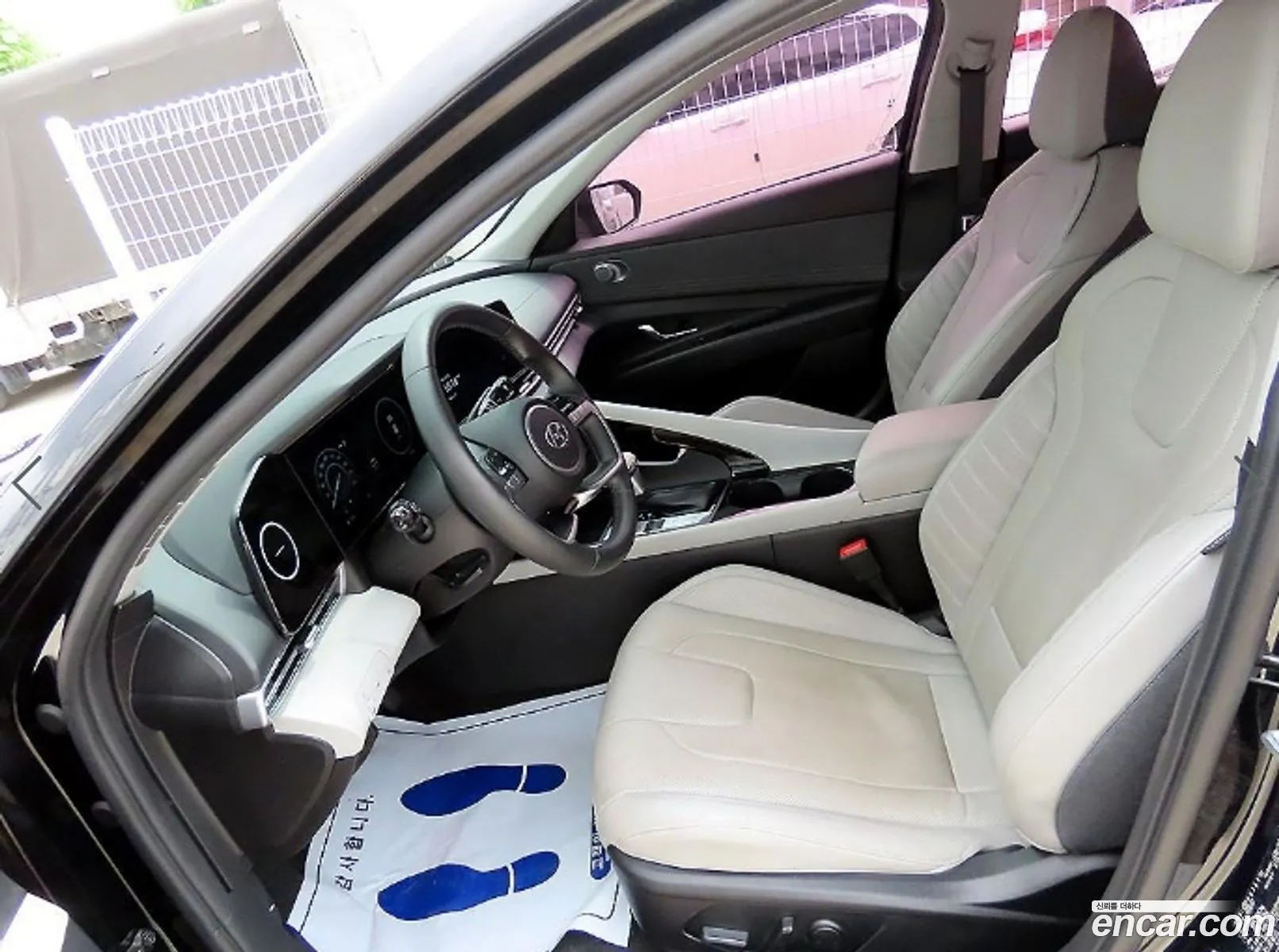 Hyundai Elantra 2020 — 19