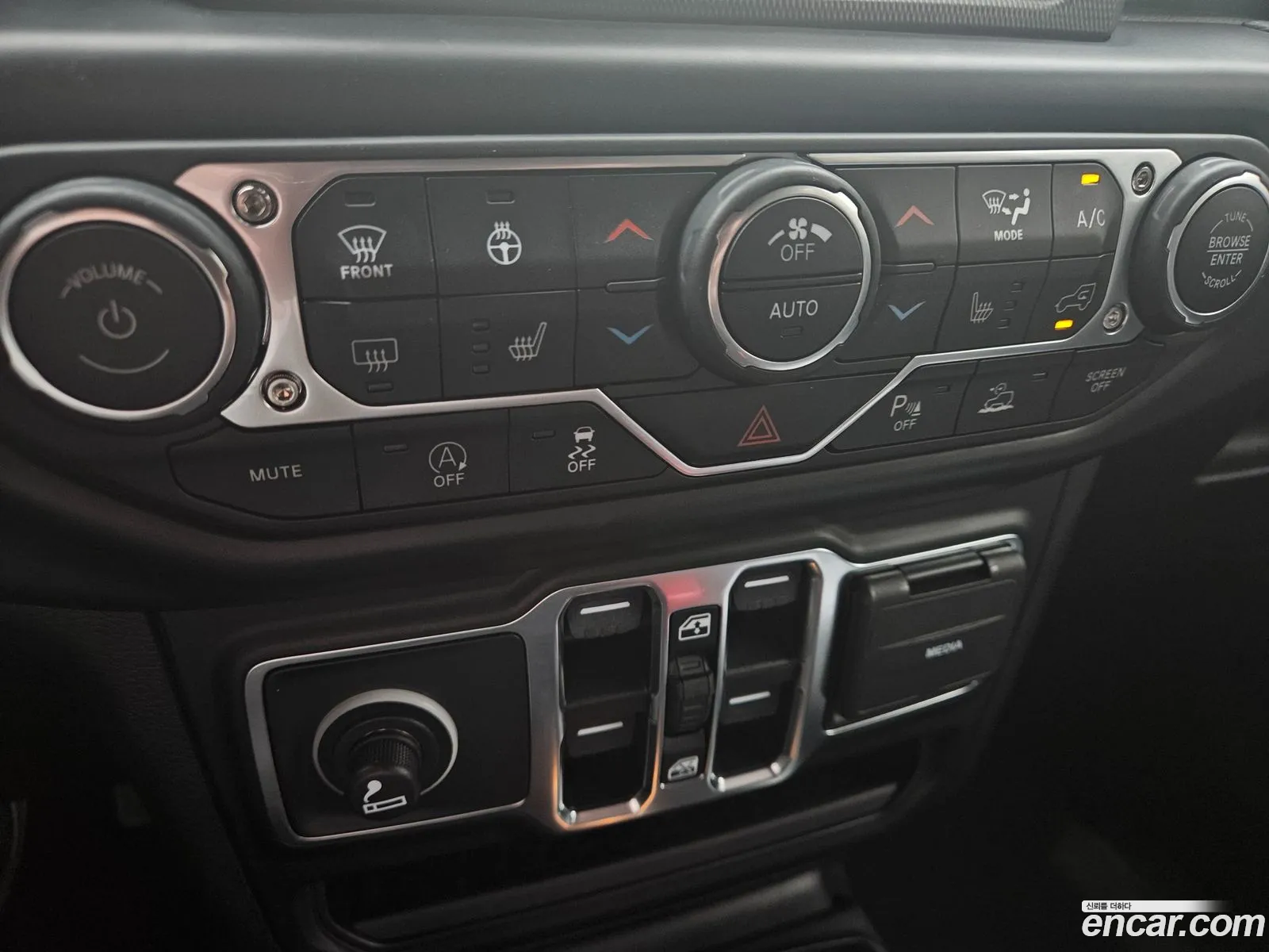 Jeep Wrangler 2022 — 2
