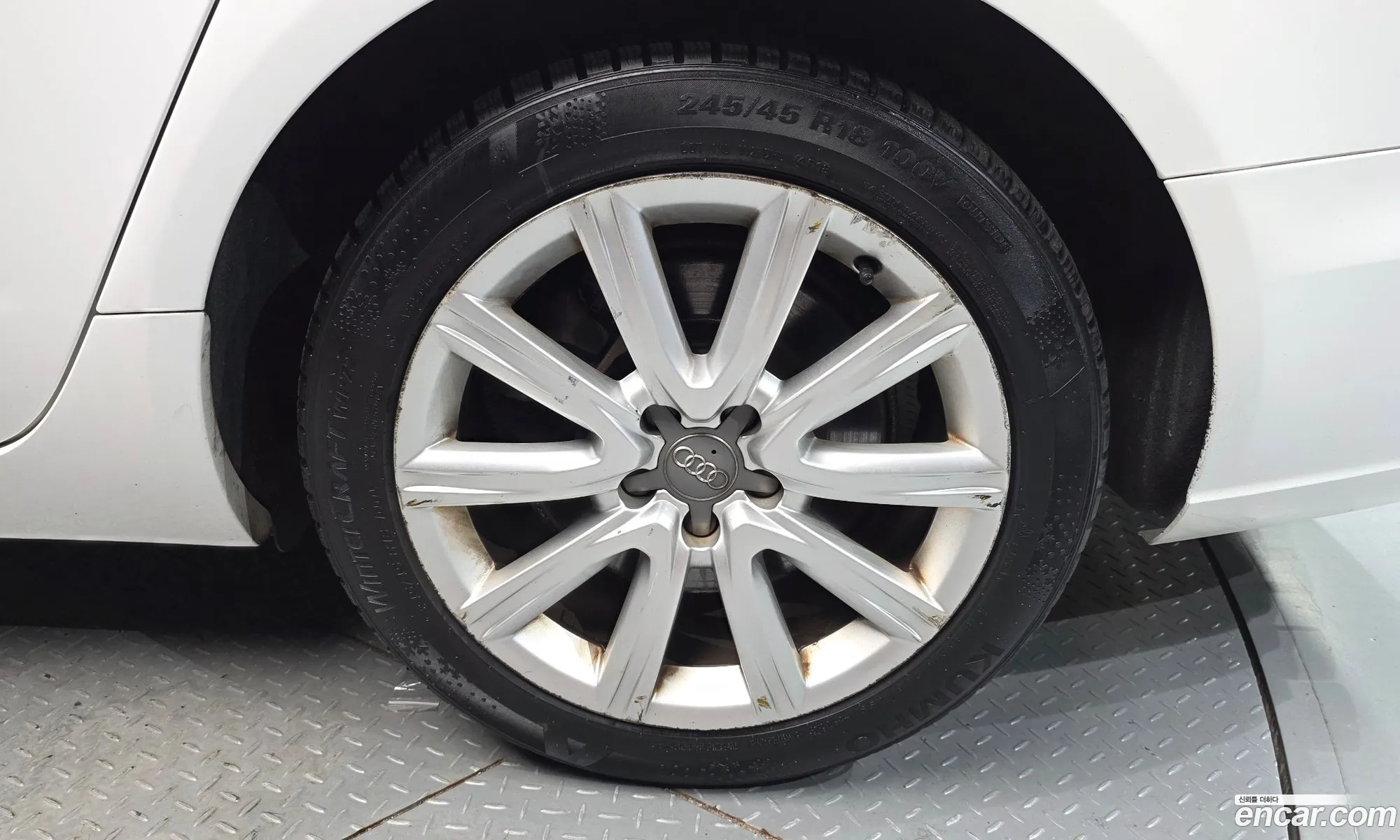 Audi A6 2013 WAUZZZ4G0DN142704 — 5