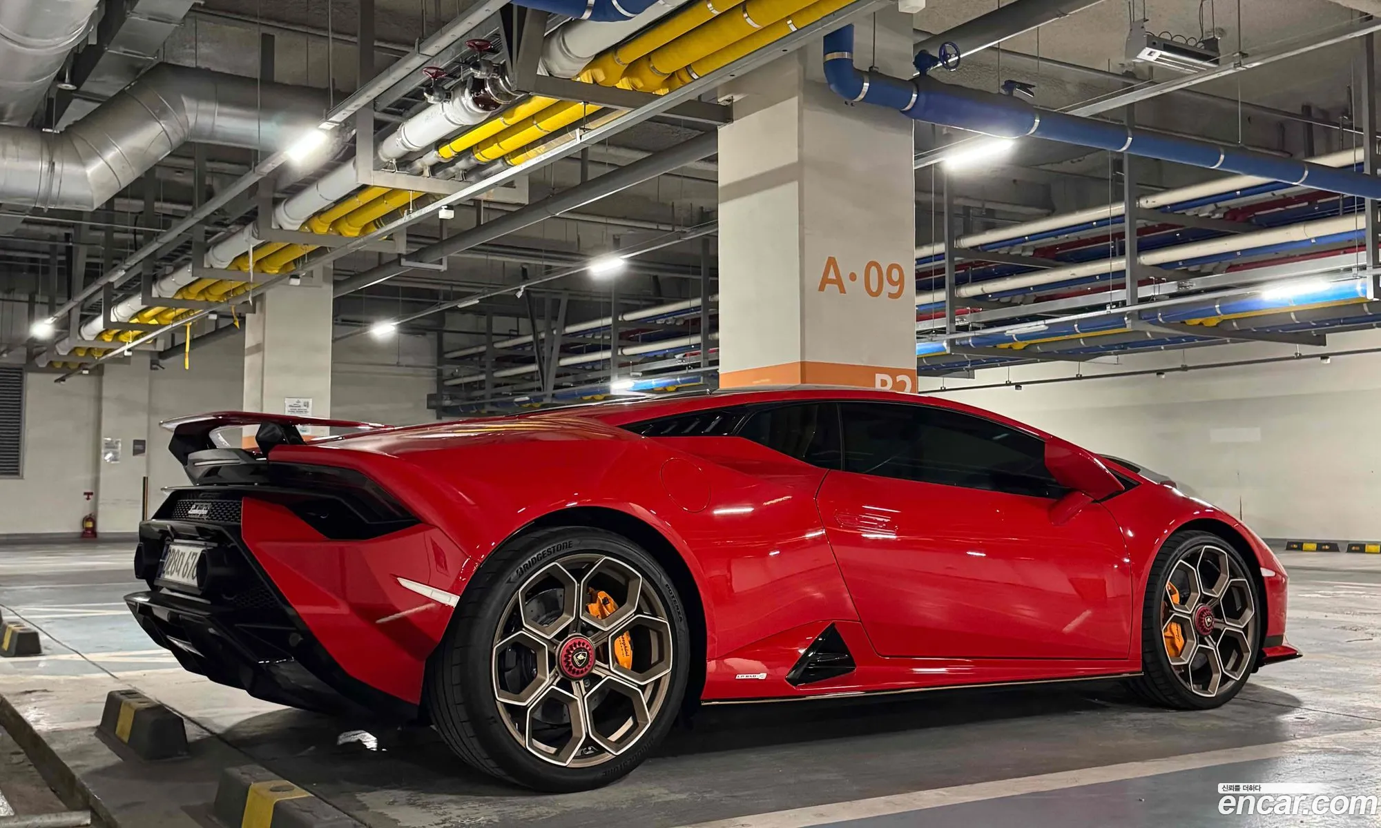 Lamborghini Huracan 2023 — 16