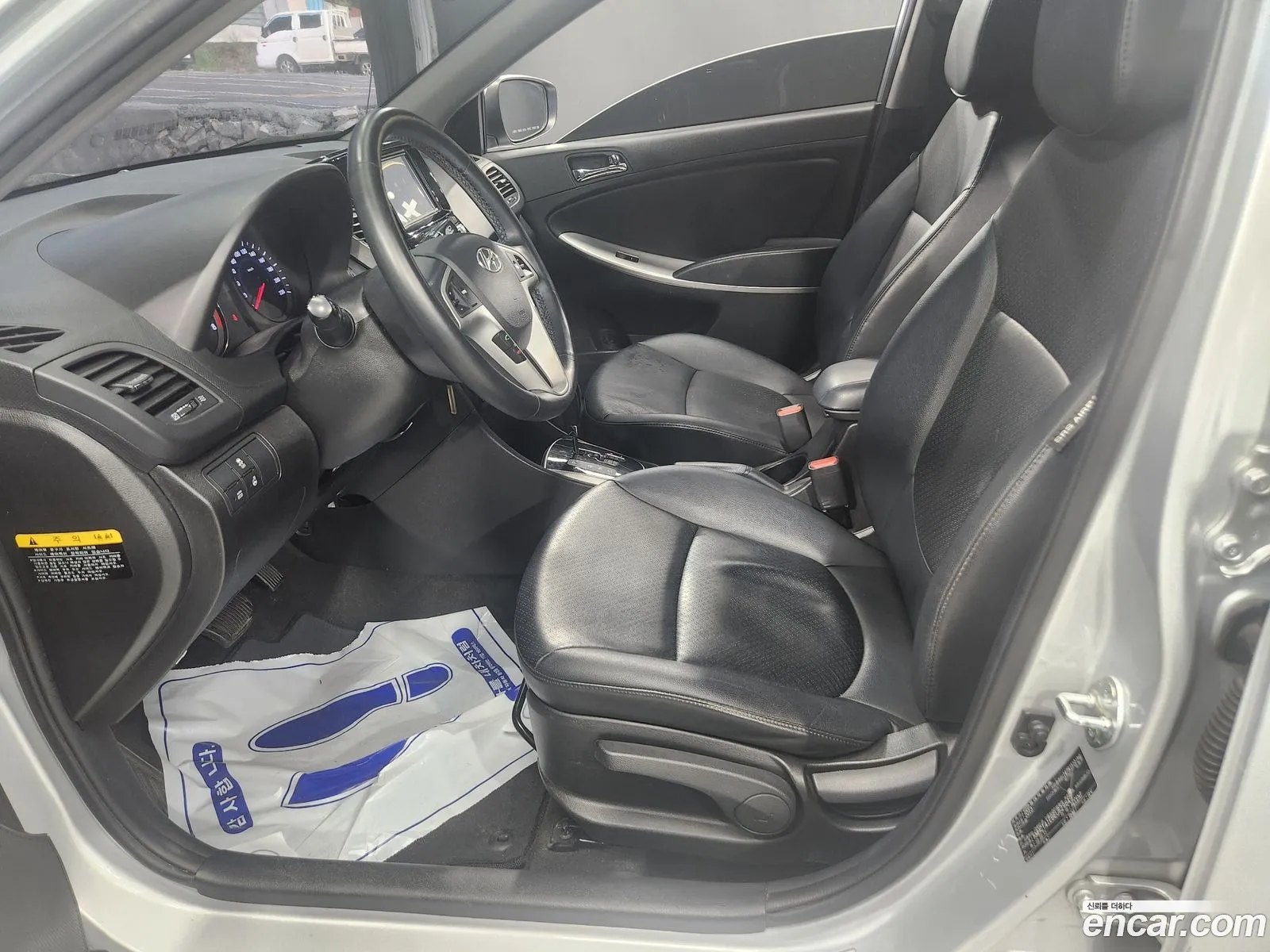 Hyundai Accent 2014 — 18