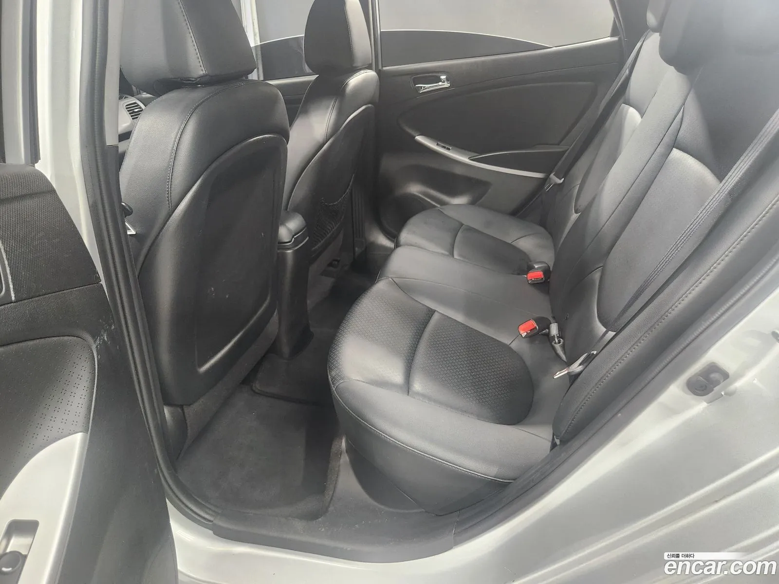 Hyundai Accent 2014 — 19