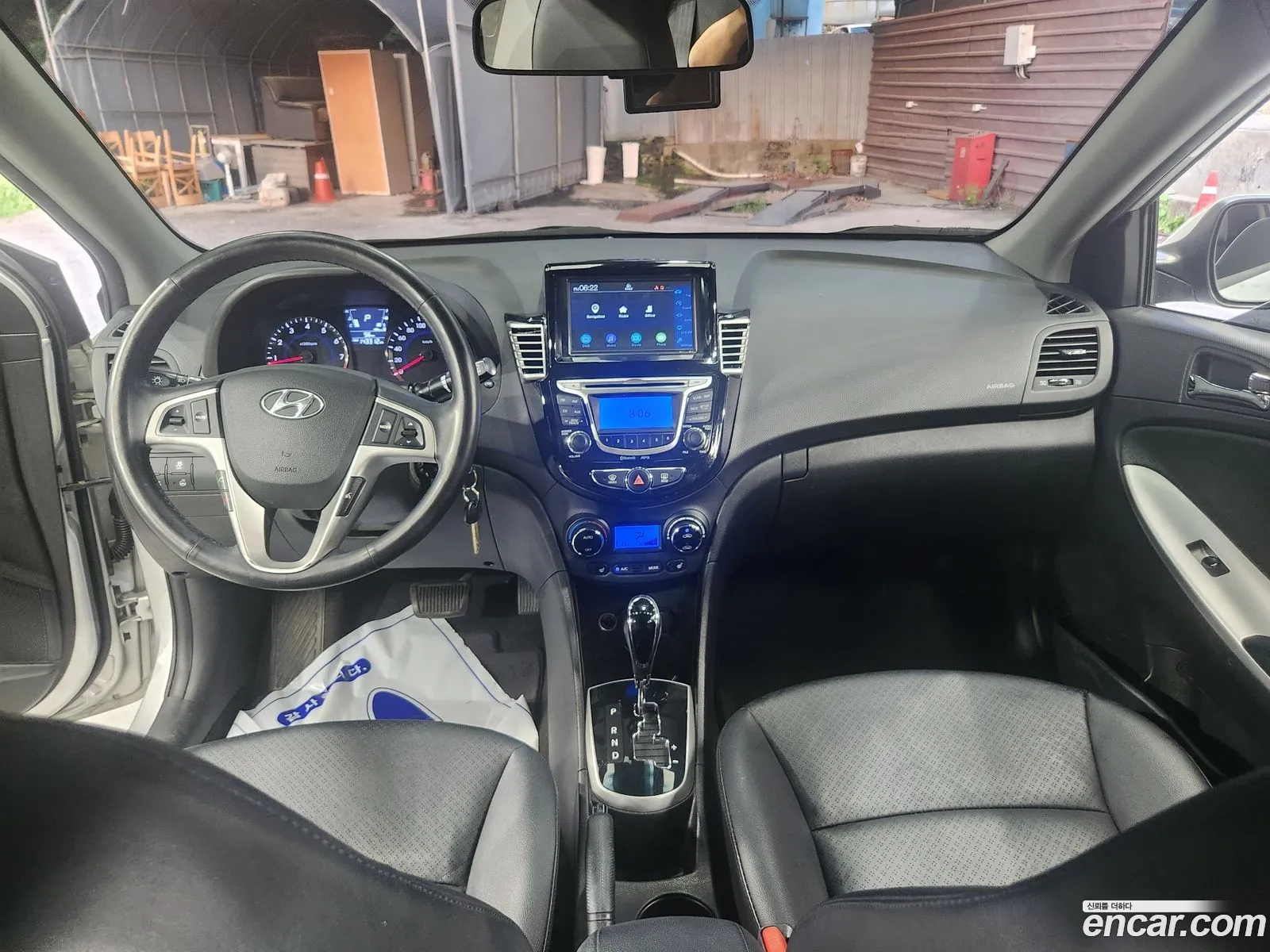 Hyundai Accent 2014 — 11