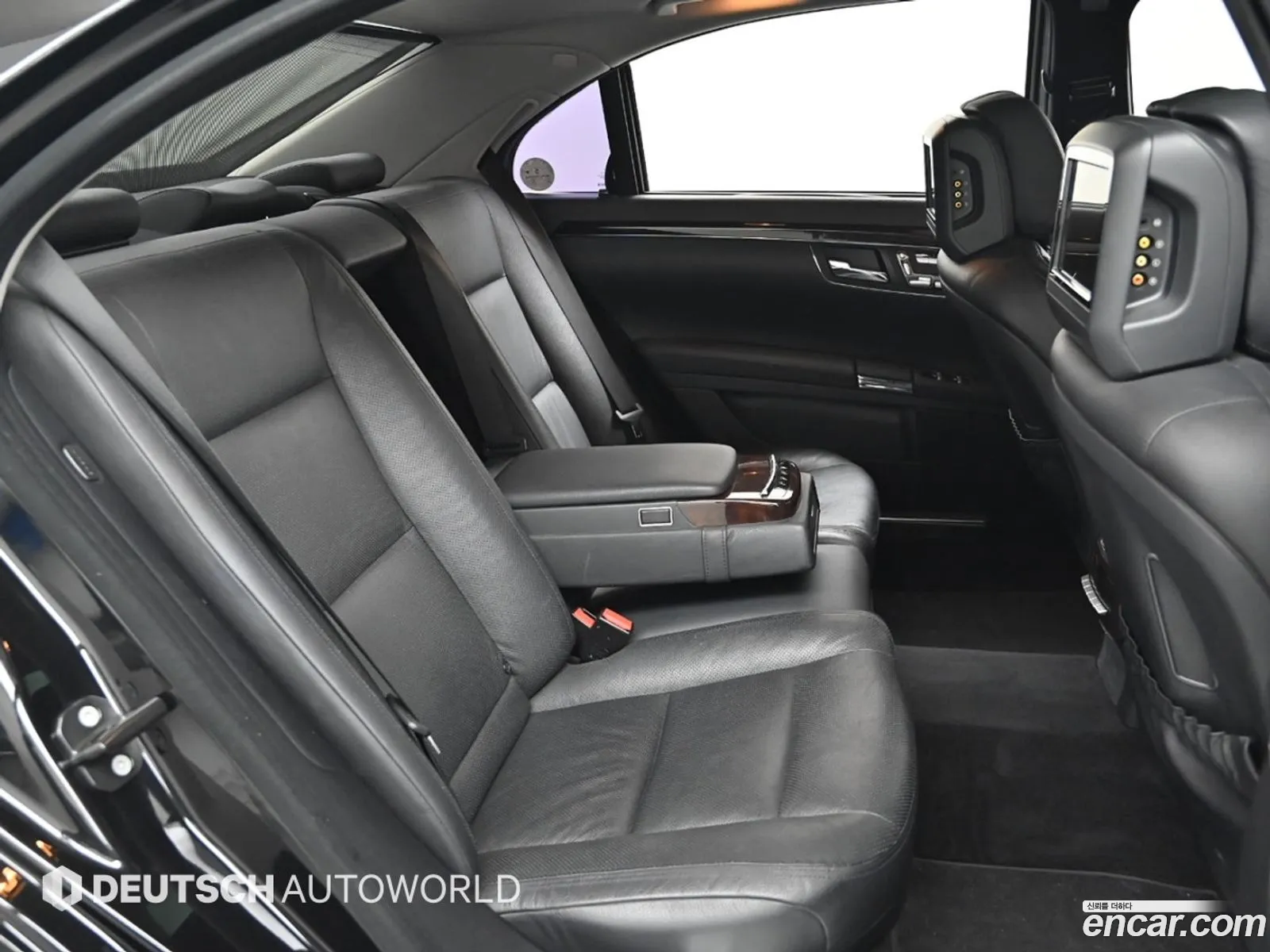 Mercedes-Benz S-Class W221 2011 — 18