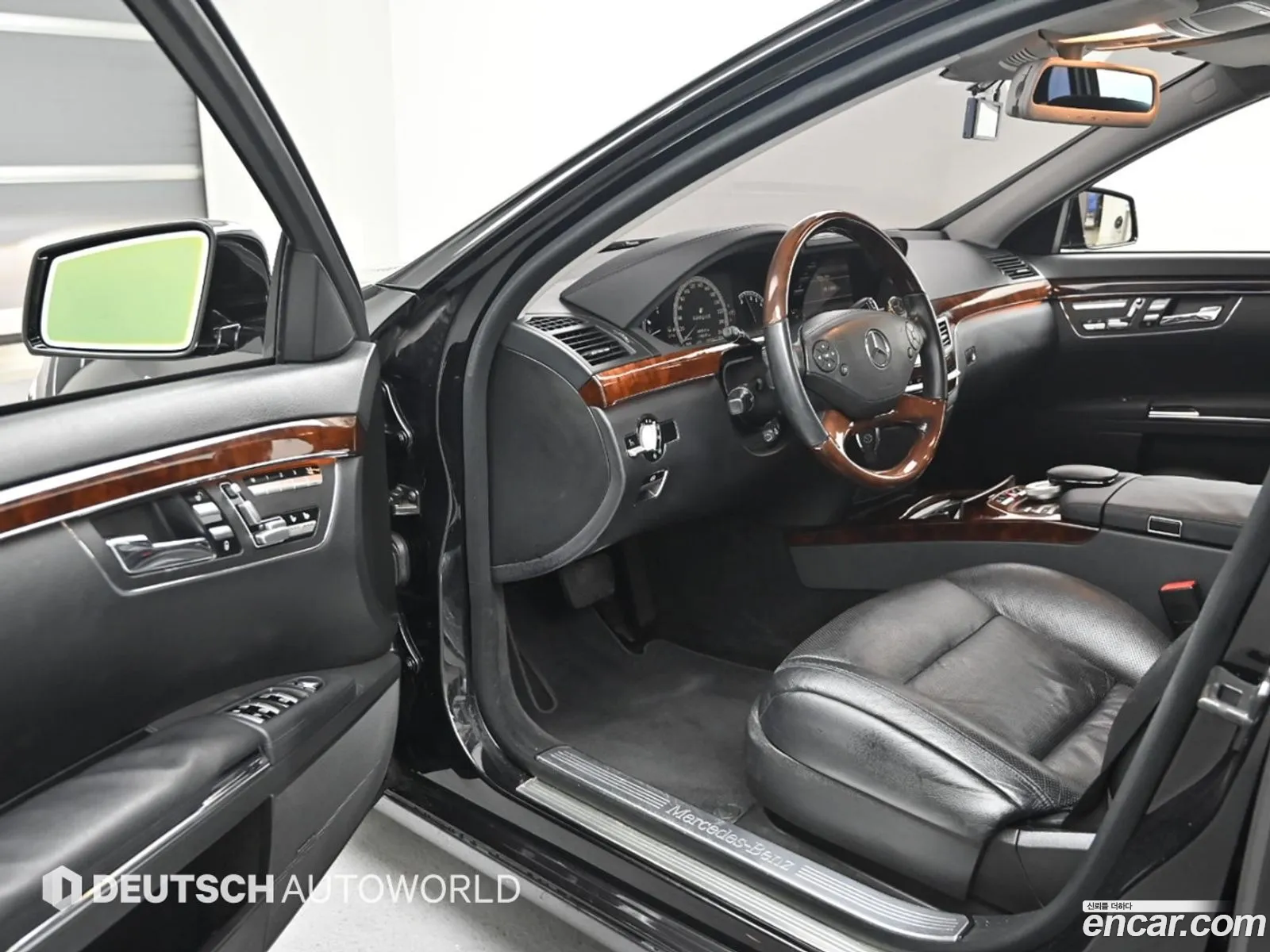 Mercedes-Benz S-Class W221 2011 — 13