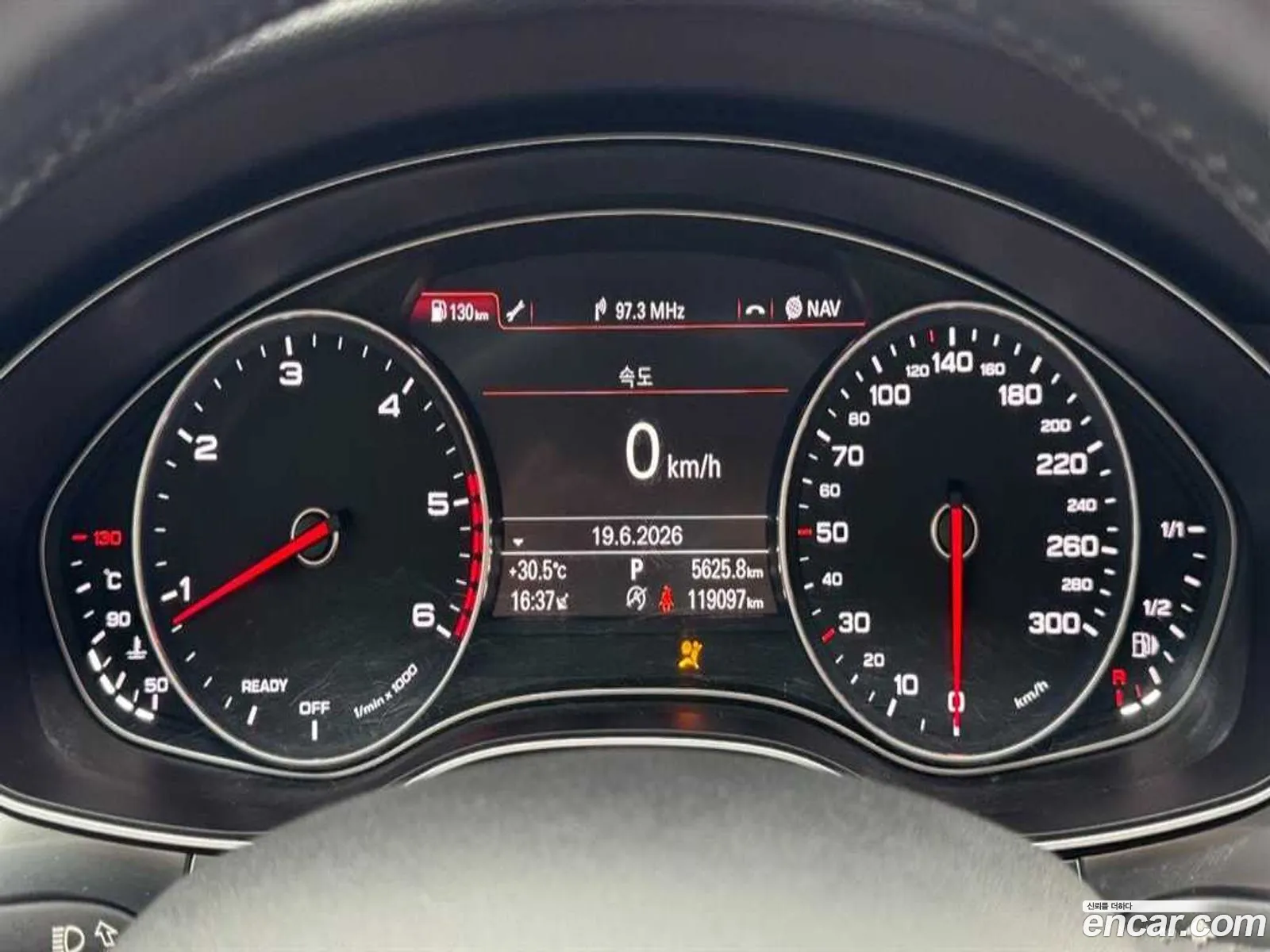 Audi A6 2016 — 2