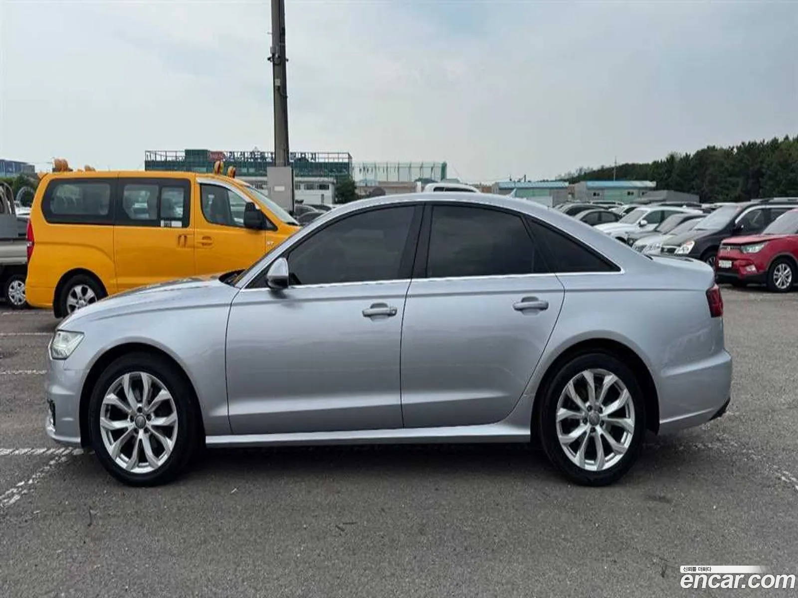 Audi A6 2016 — 17