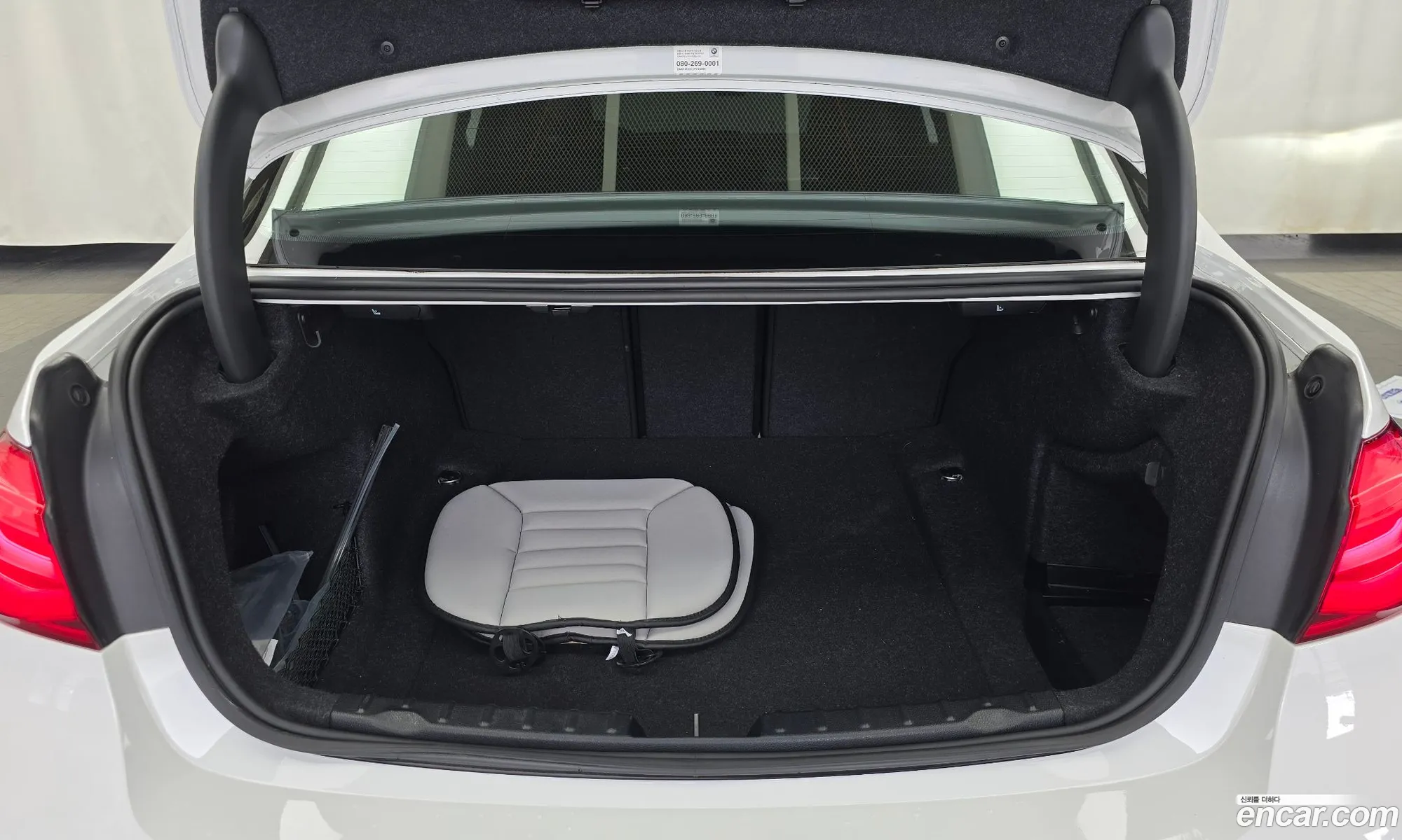 BMW 3 Series 2018 WBA8C5104J5L45572 — 26