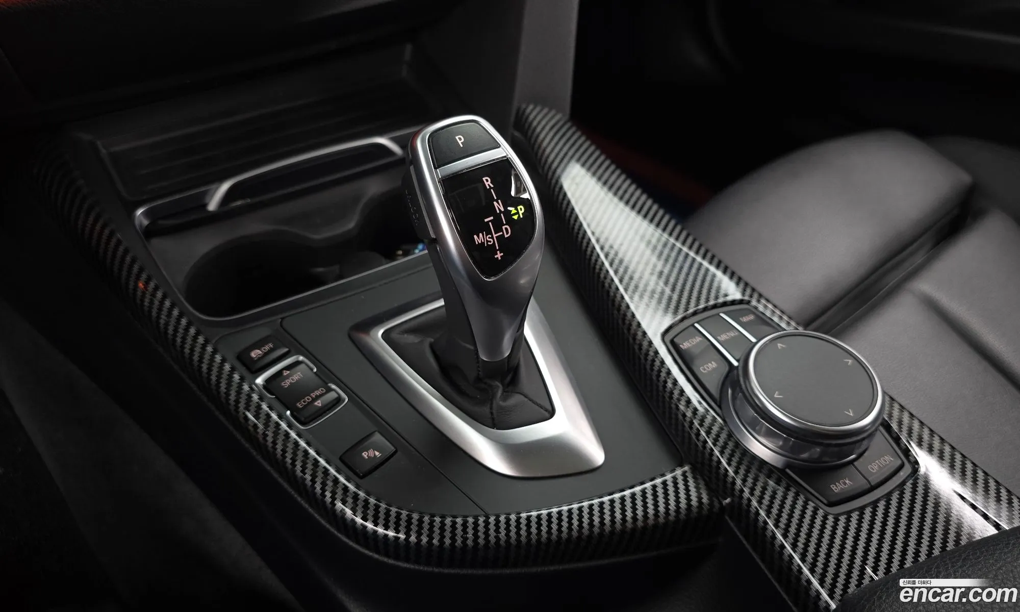 BMW 3 Series 2018 WBA8C5104J5L45572 — 29