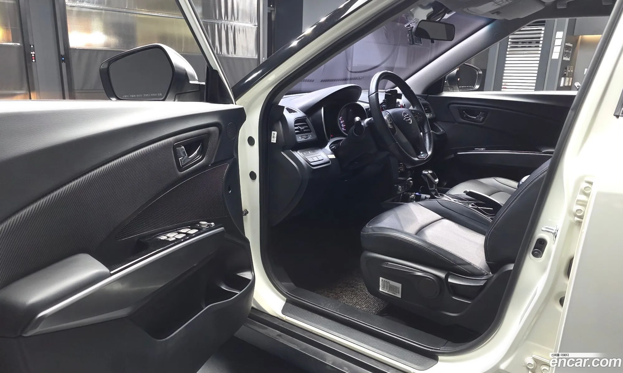 KG Mobility (SsangYong) Tivoli Armour 2019 — 16