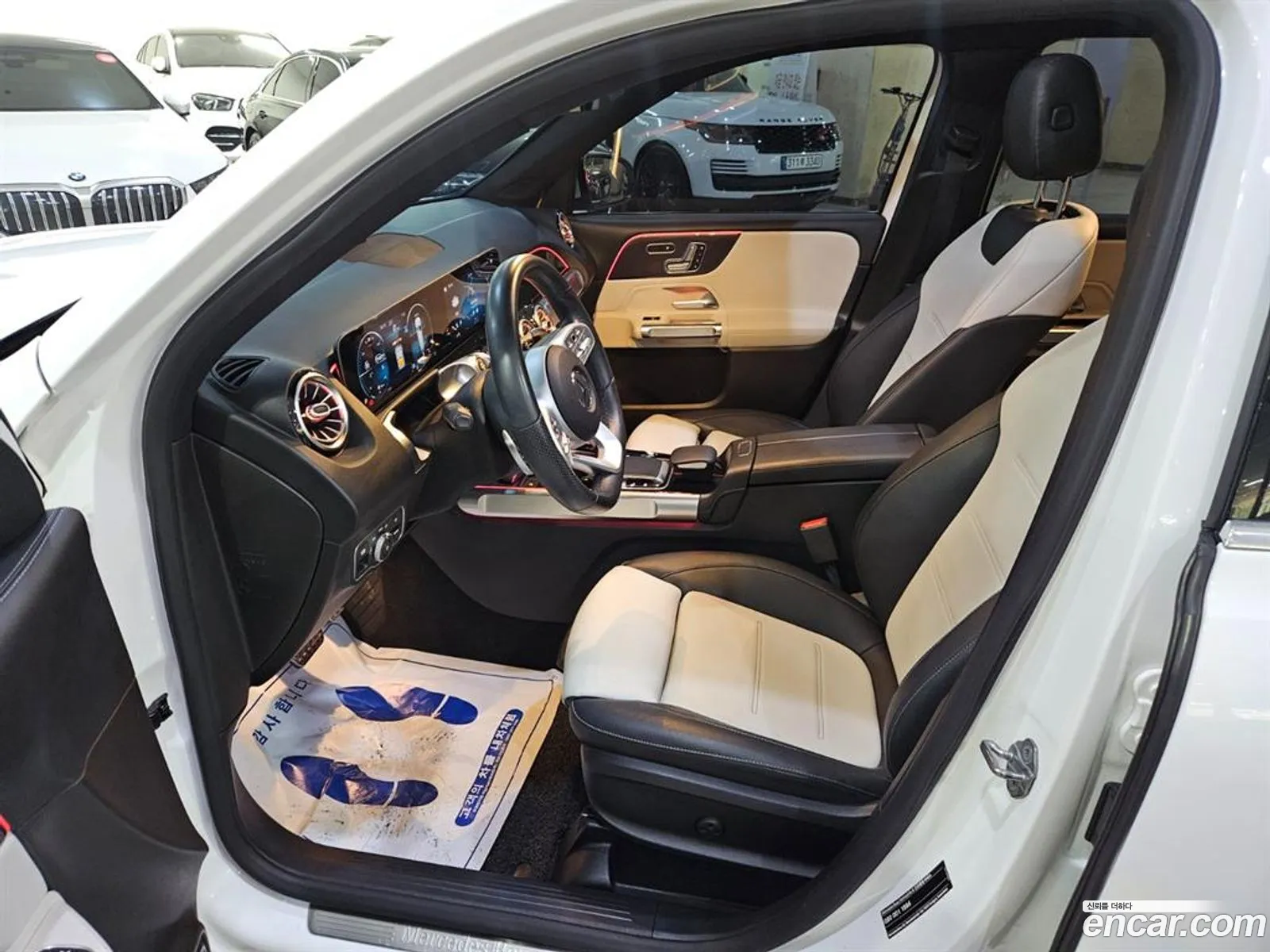 Mercedes-Benz GLB-Class X247 2020 — 12