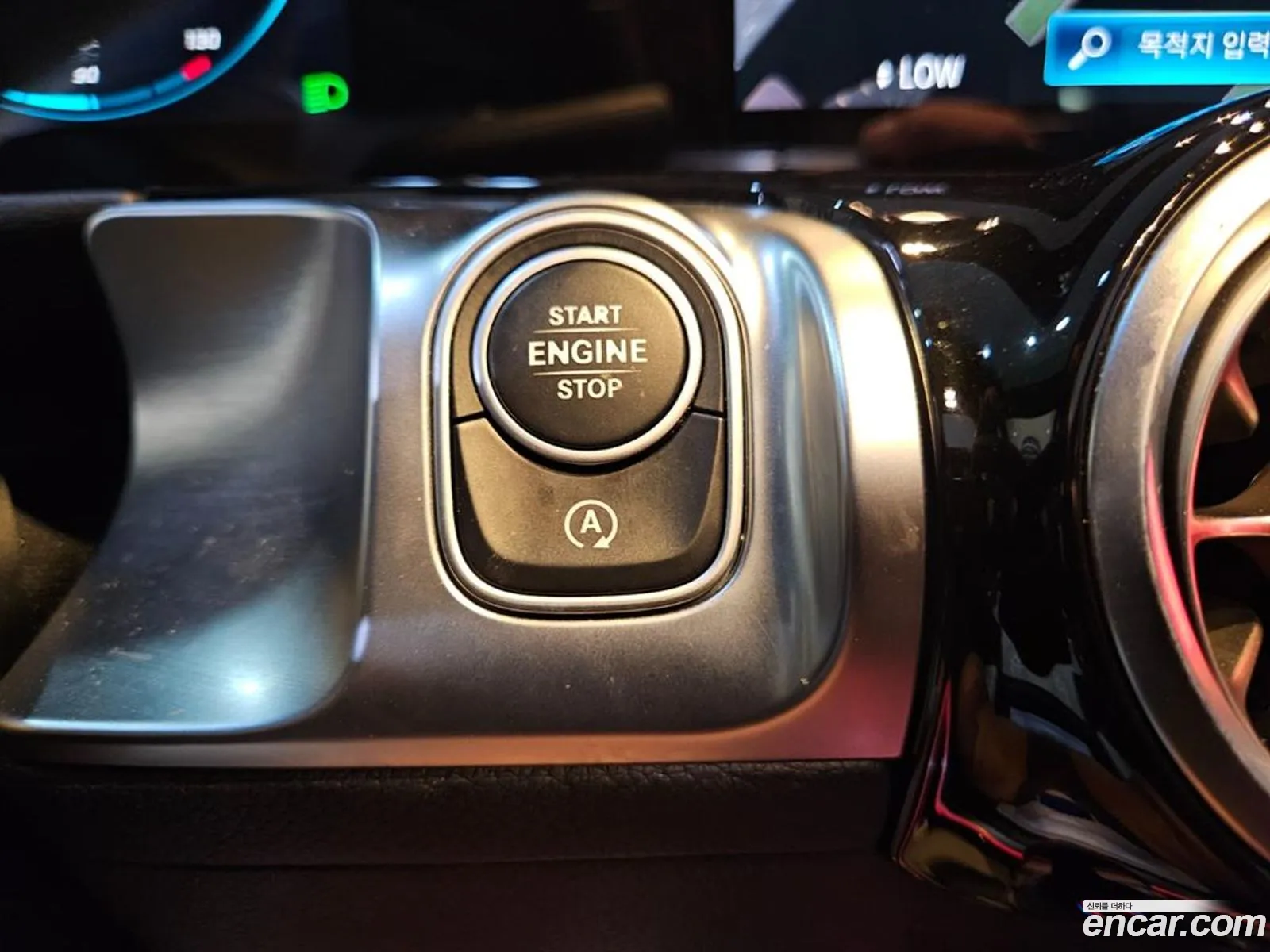 Mercedes-Benz GLB-Class X247 2020 — 11