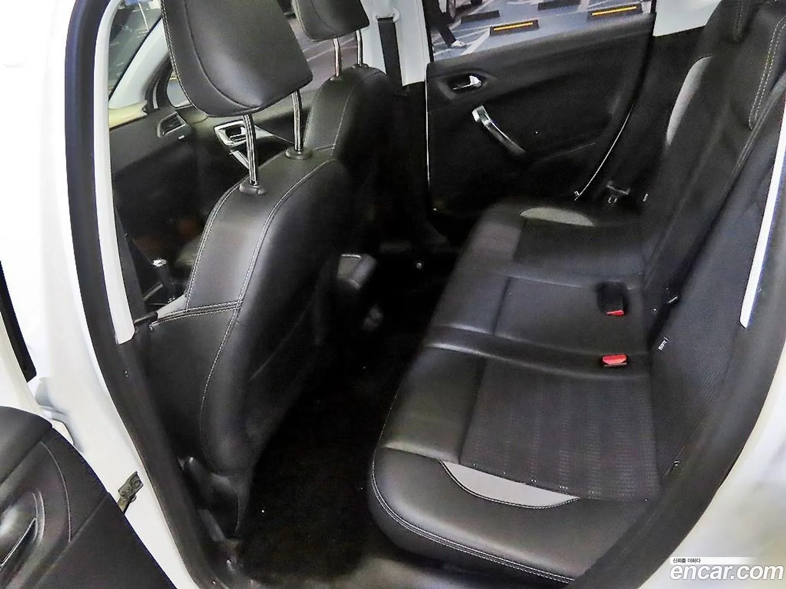 Peugeot 2008 2015 — 3