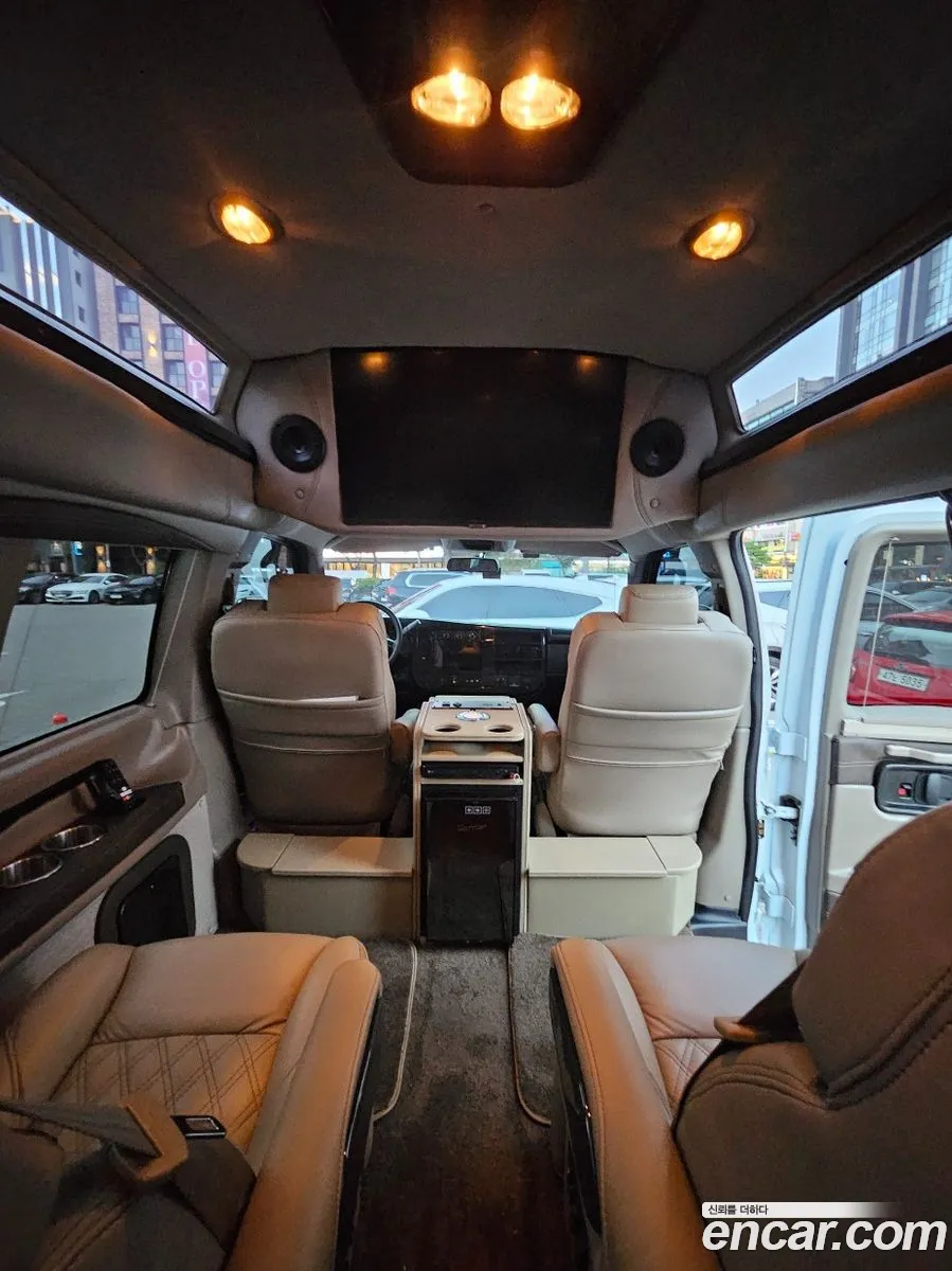 GMC Savana