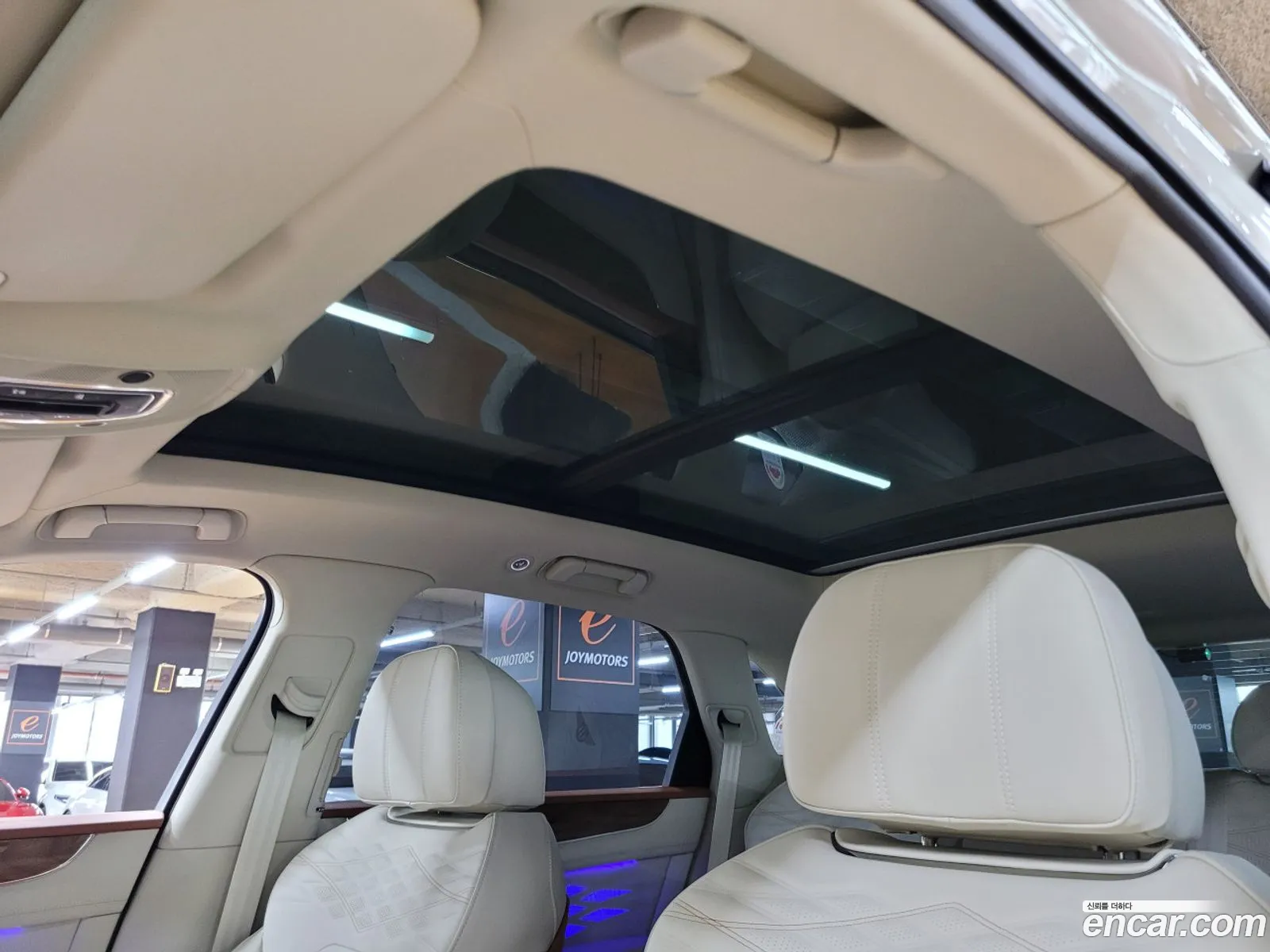 Bentley Bentayga 2026 — 10