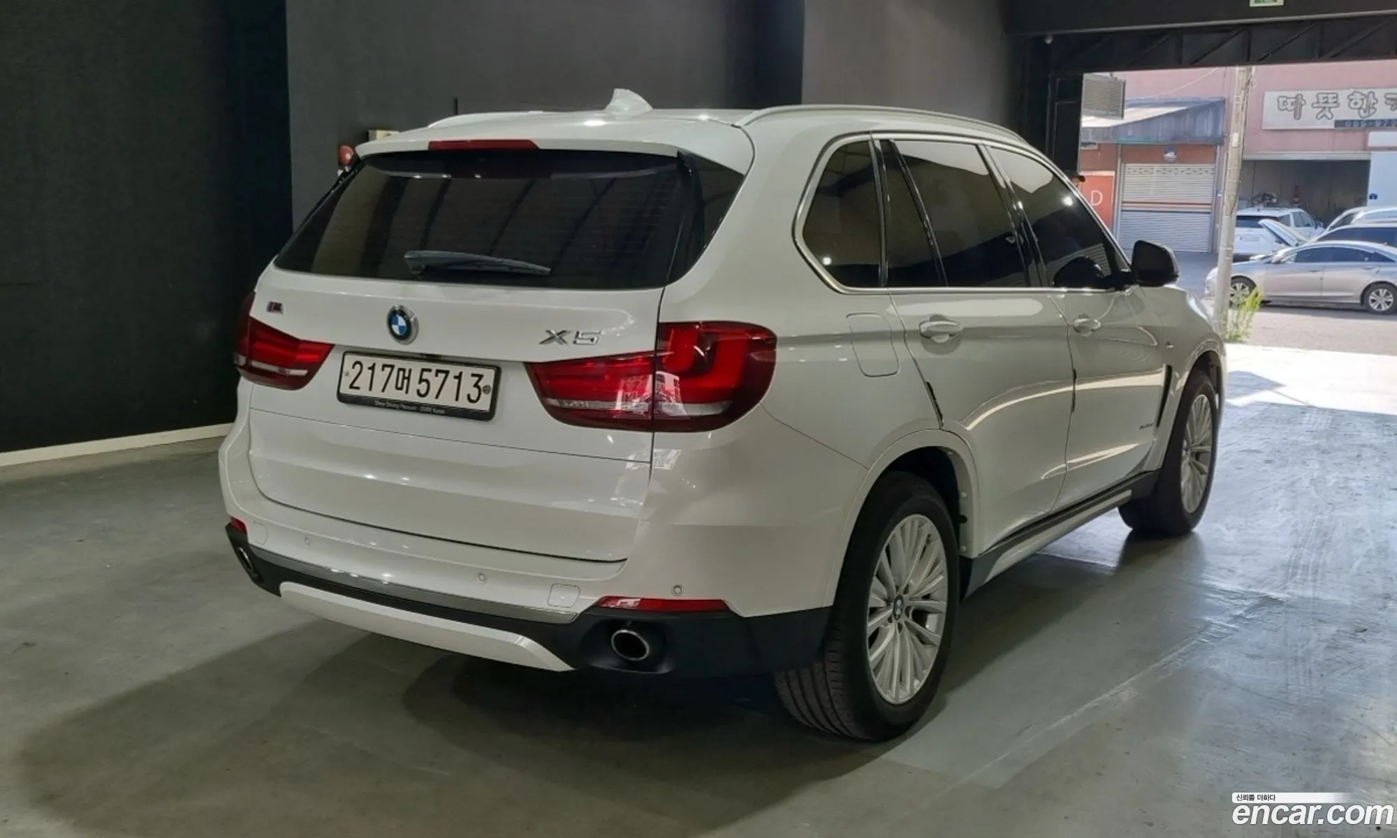 BMW X5 2015 — 14