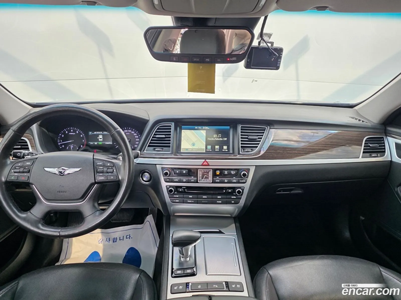 Genesis G80 2016 — 15