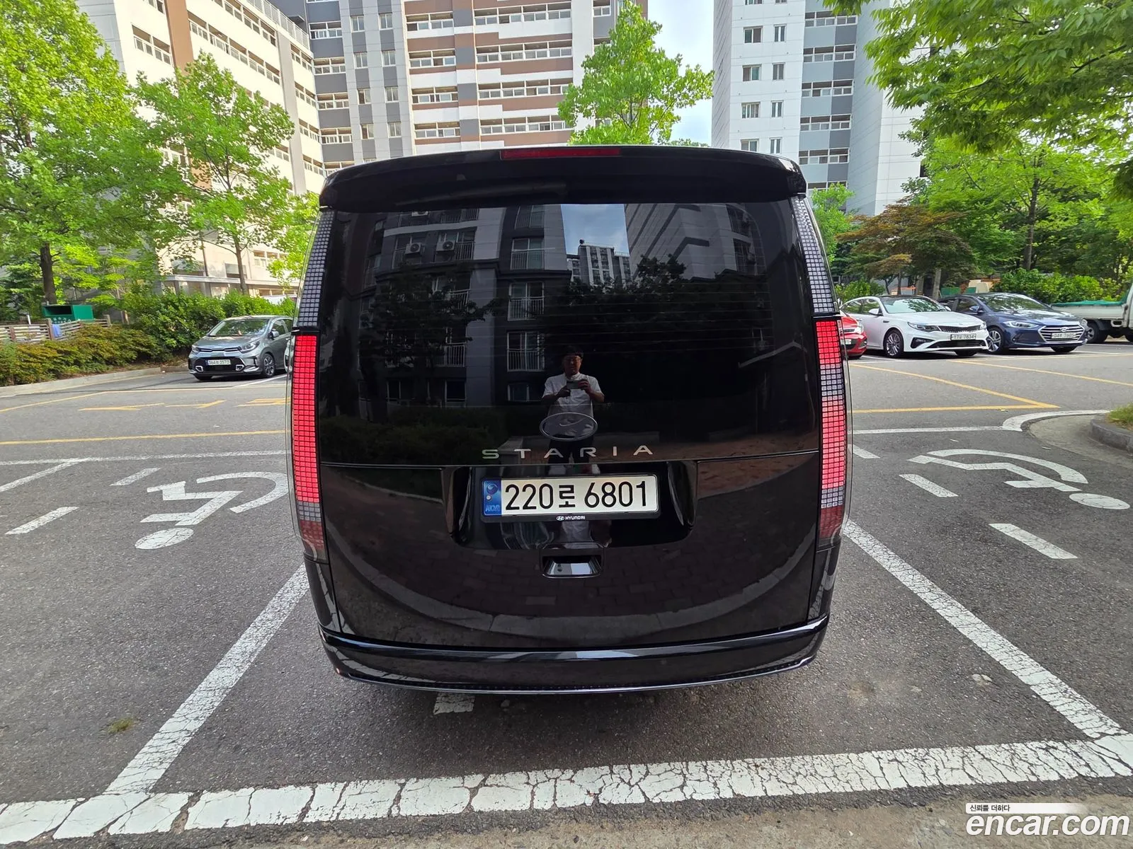 Hyundai Staria 2024 — 14