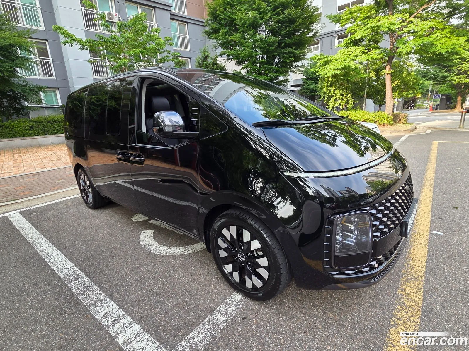 Hyundai Staria 2024 — 6