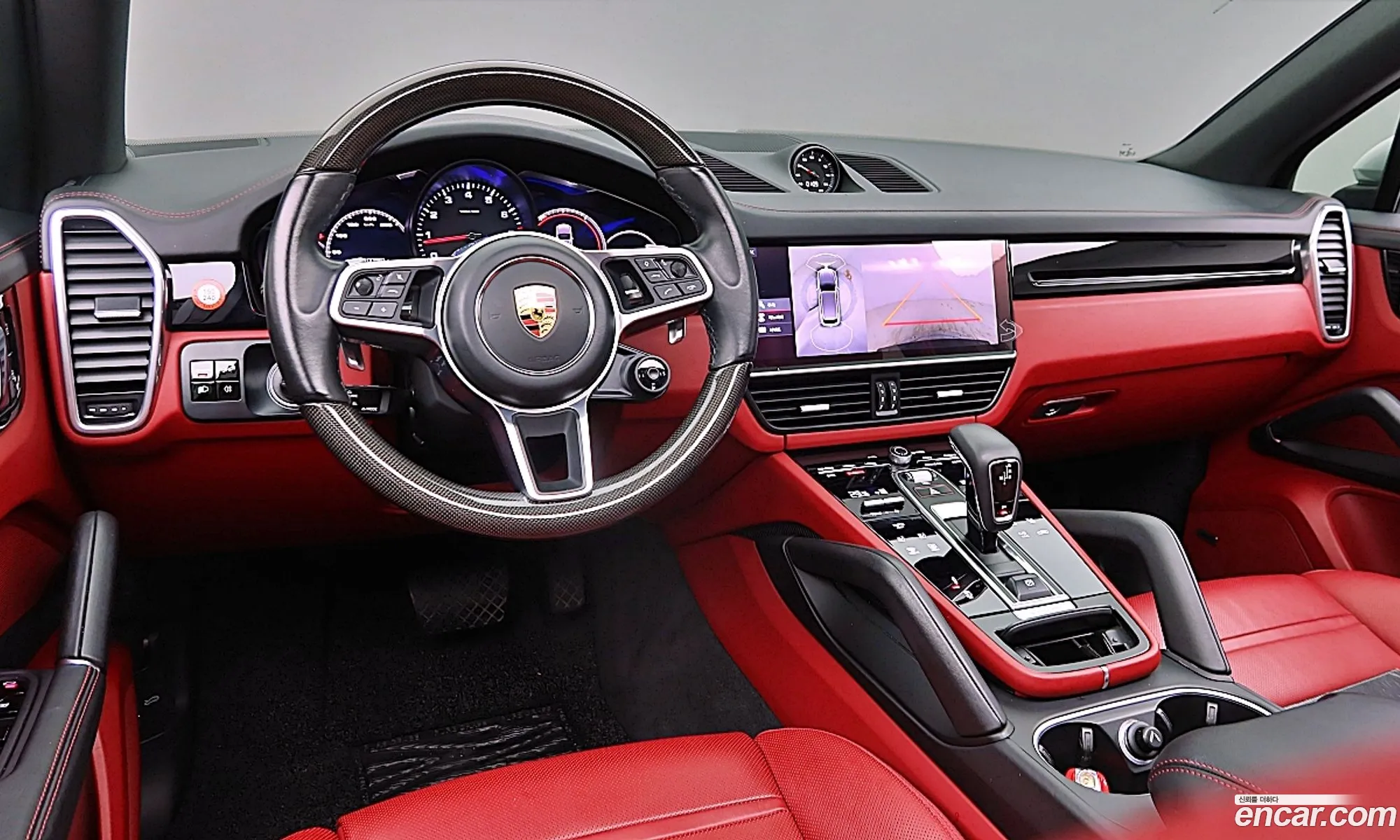 Porsche Cayenne 2020 — 19