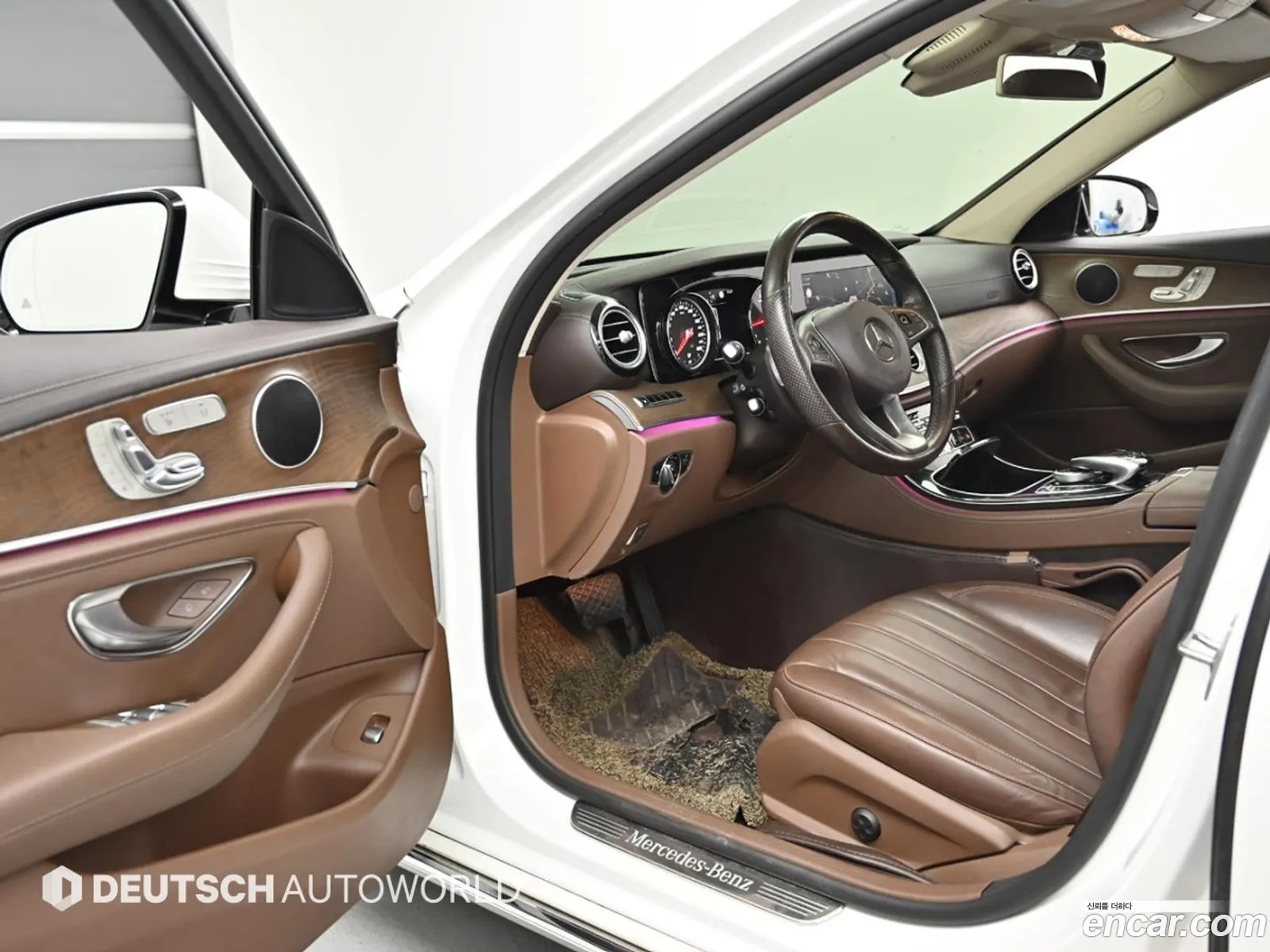 Mercedes-Benz E-Class W213 2017 — 15