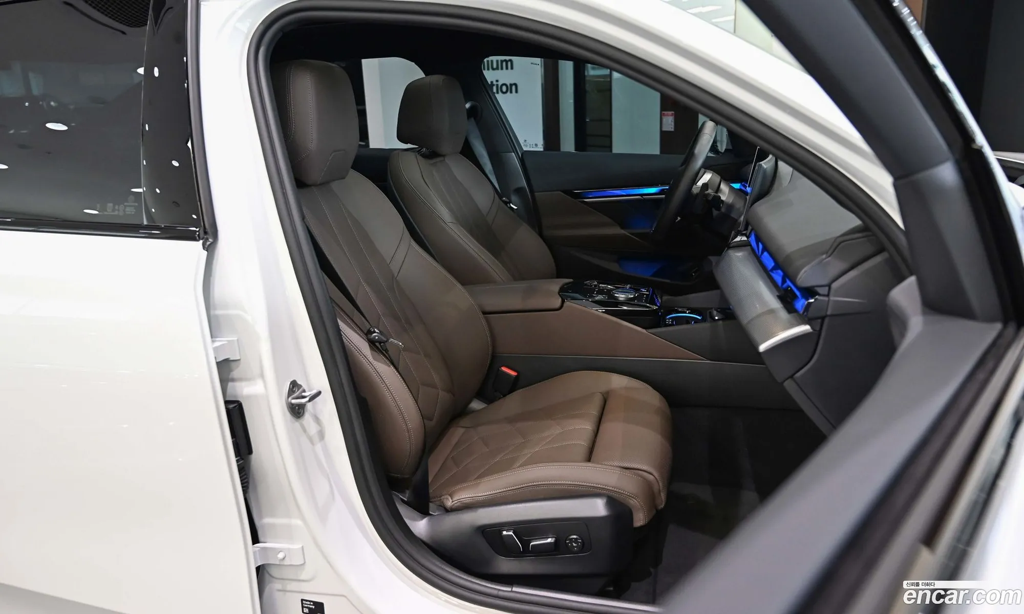 BMW 5 Series 2025 — 4
