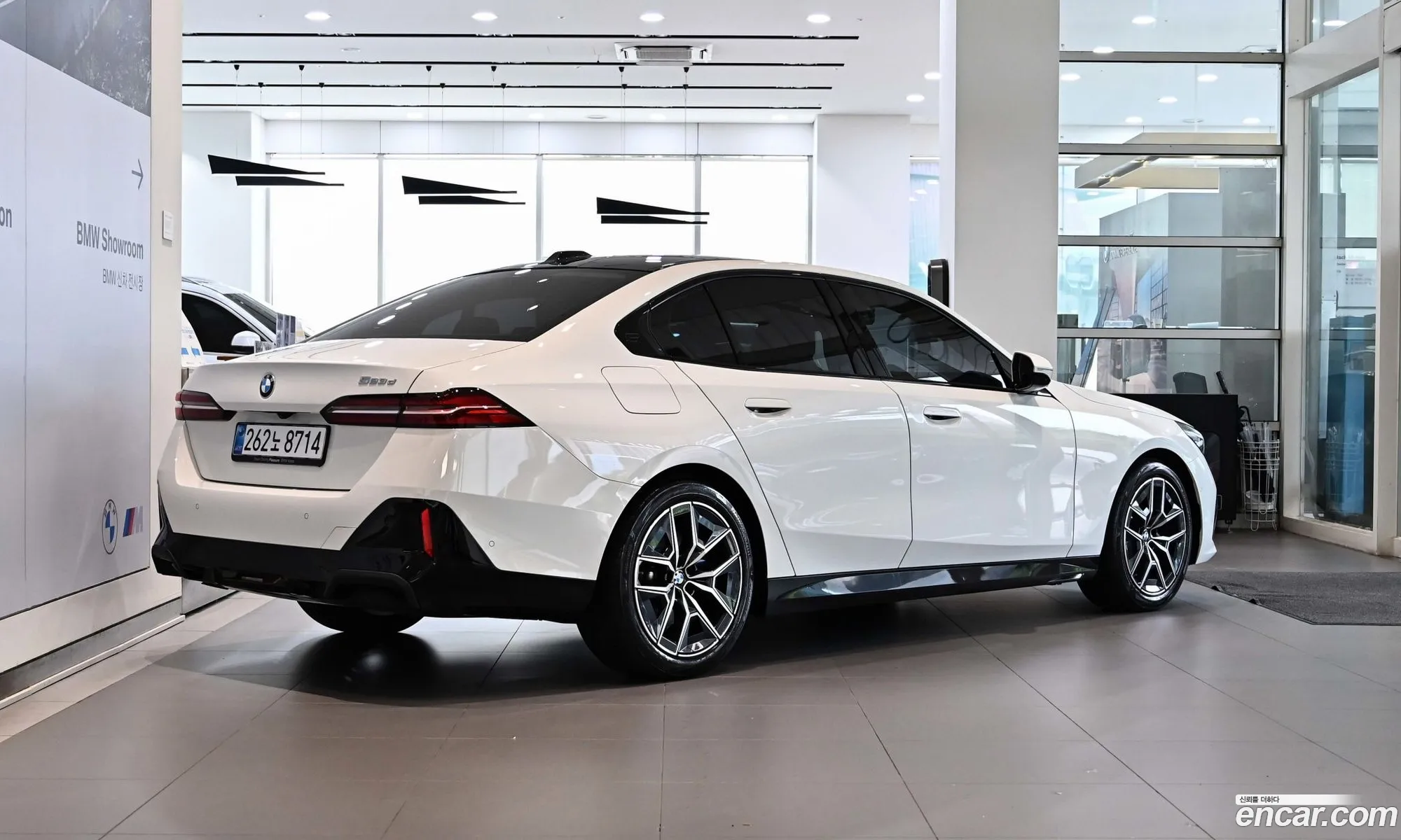BMW 5 Series 2025 — 10