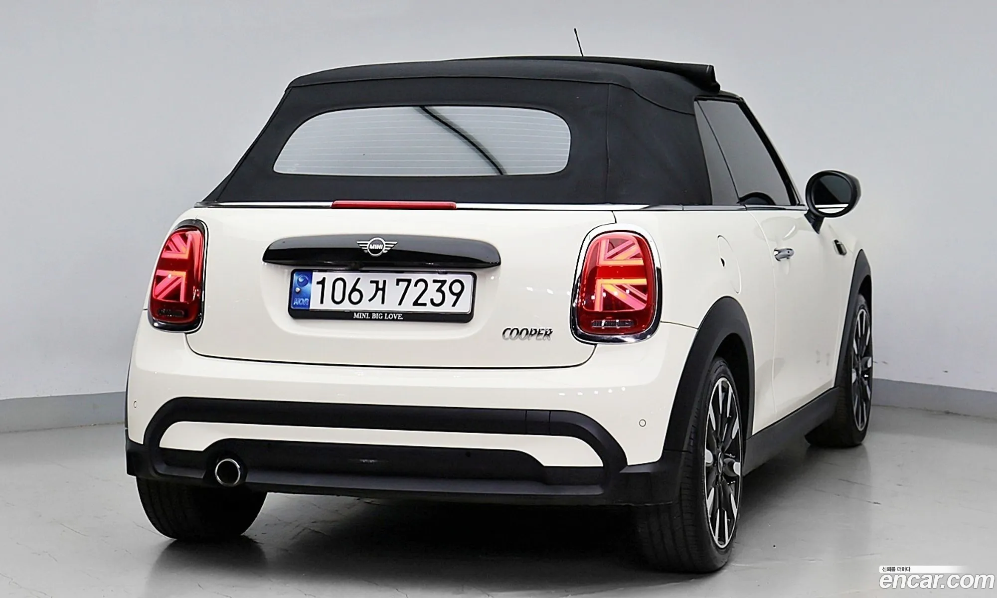 Mini Cooper Convertible 2022 — 3