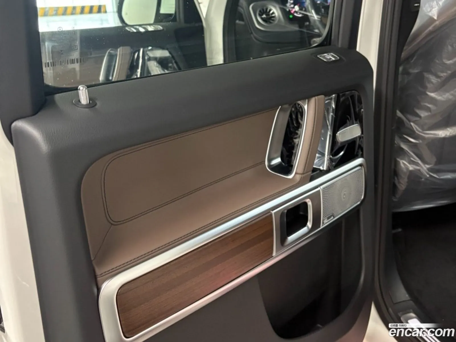 Mercedes-Benz G-Class W465 2026 — 10
